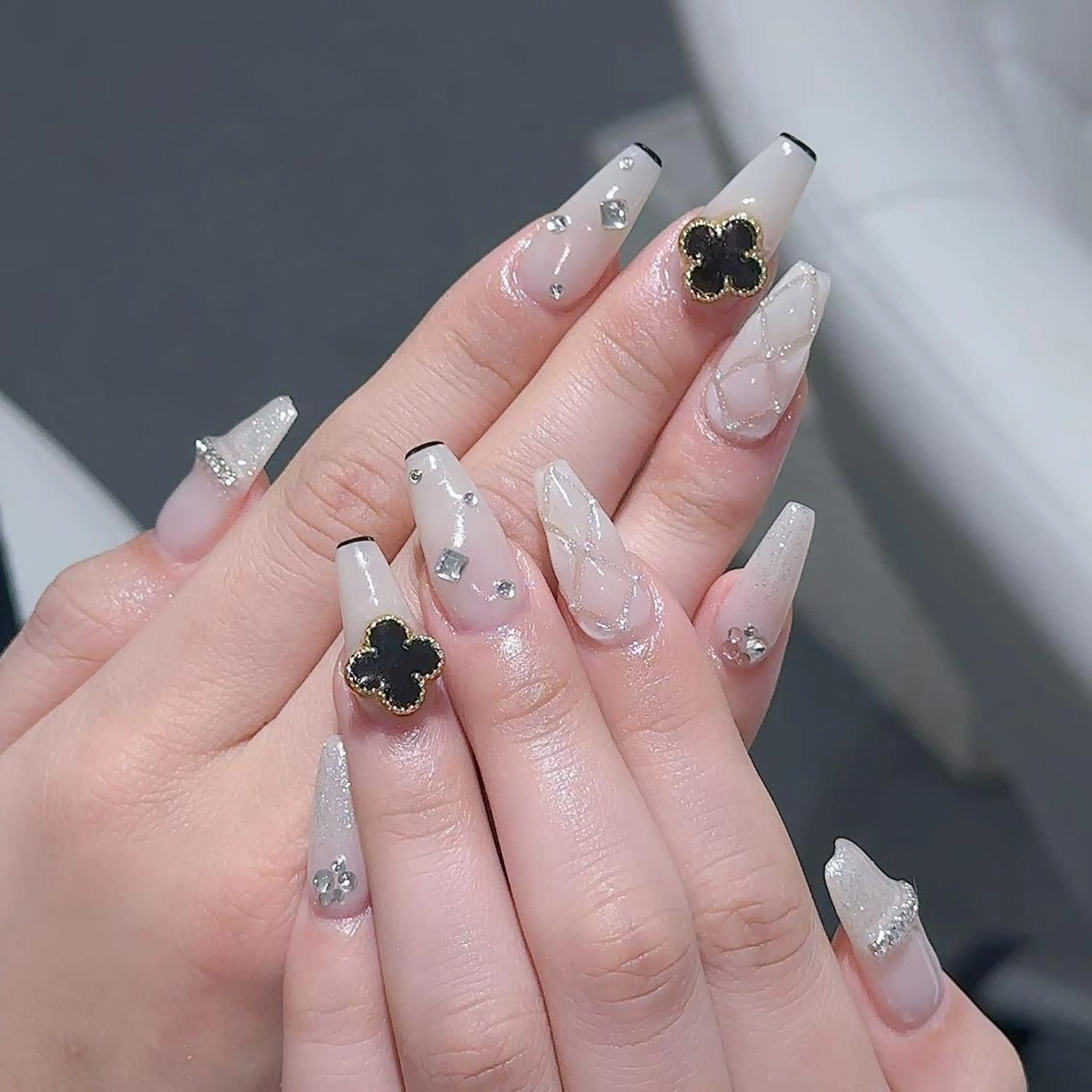 ネイル ハンドネイル Queens みなみのネイルデザイン