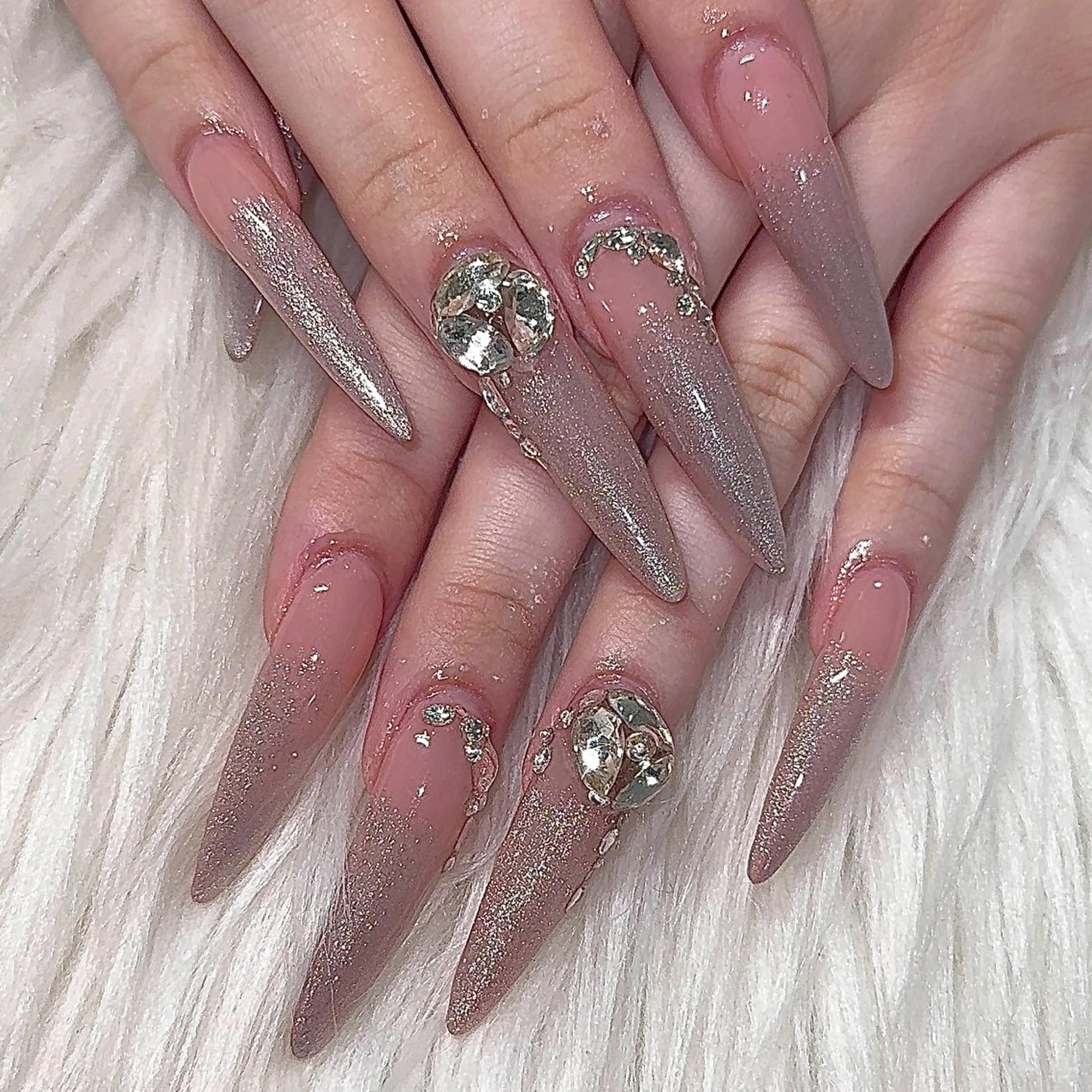 ネイル ネイルチップ ハンドネイル 黒川 実祐のネイルデザイン