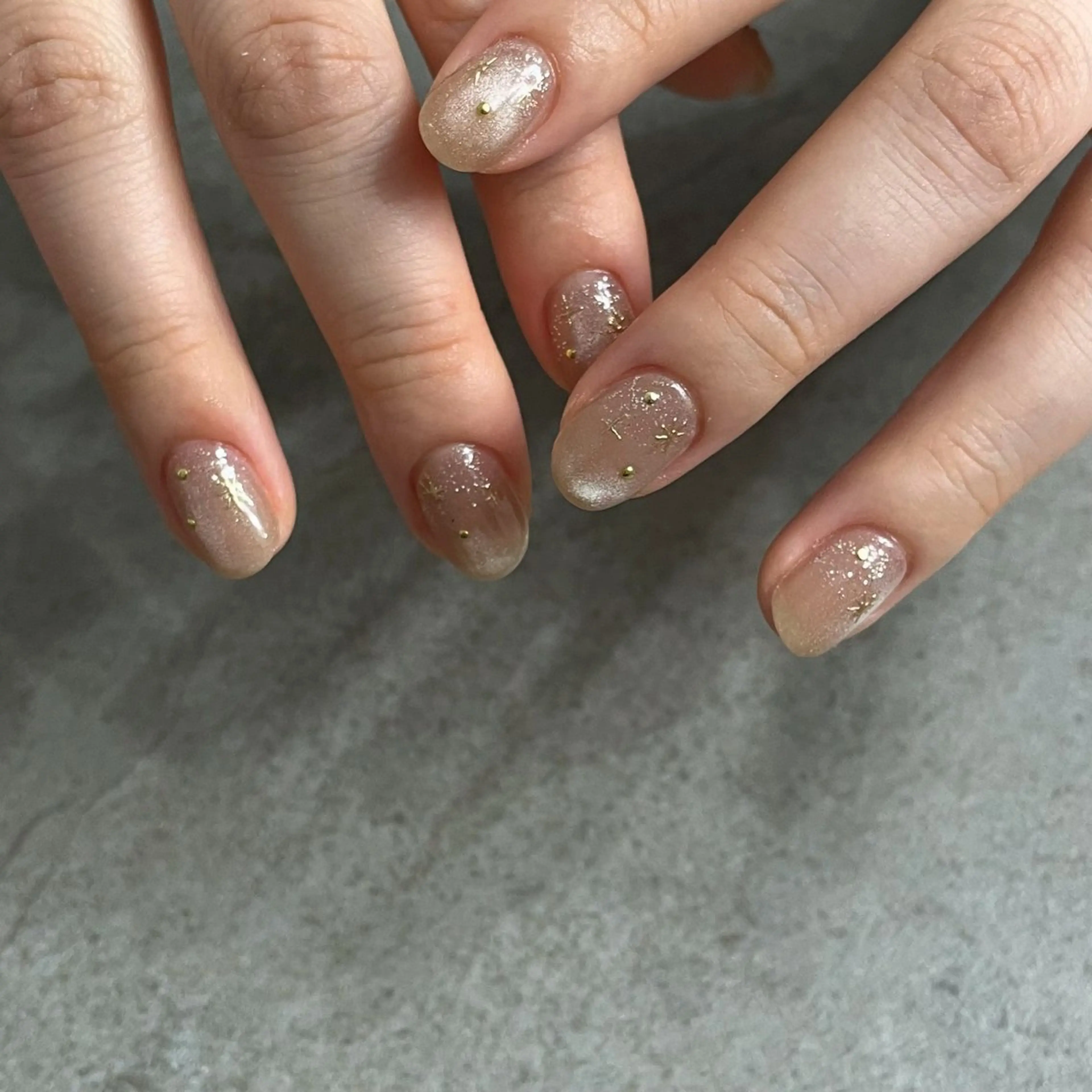 ネイル マグネットネイル ワンカラーネイル ハンドネイル F room 表参道のネイルデザイン