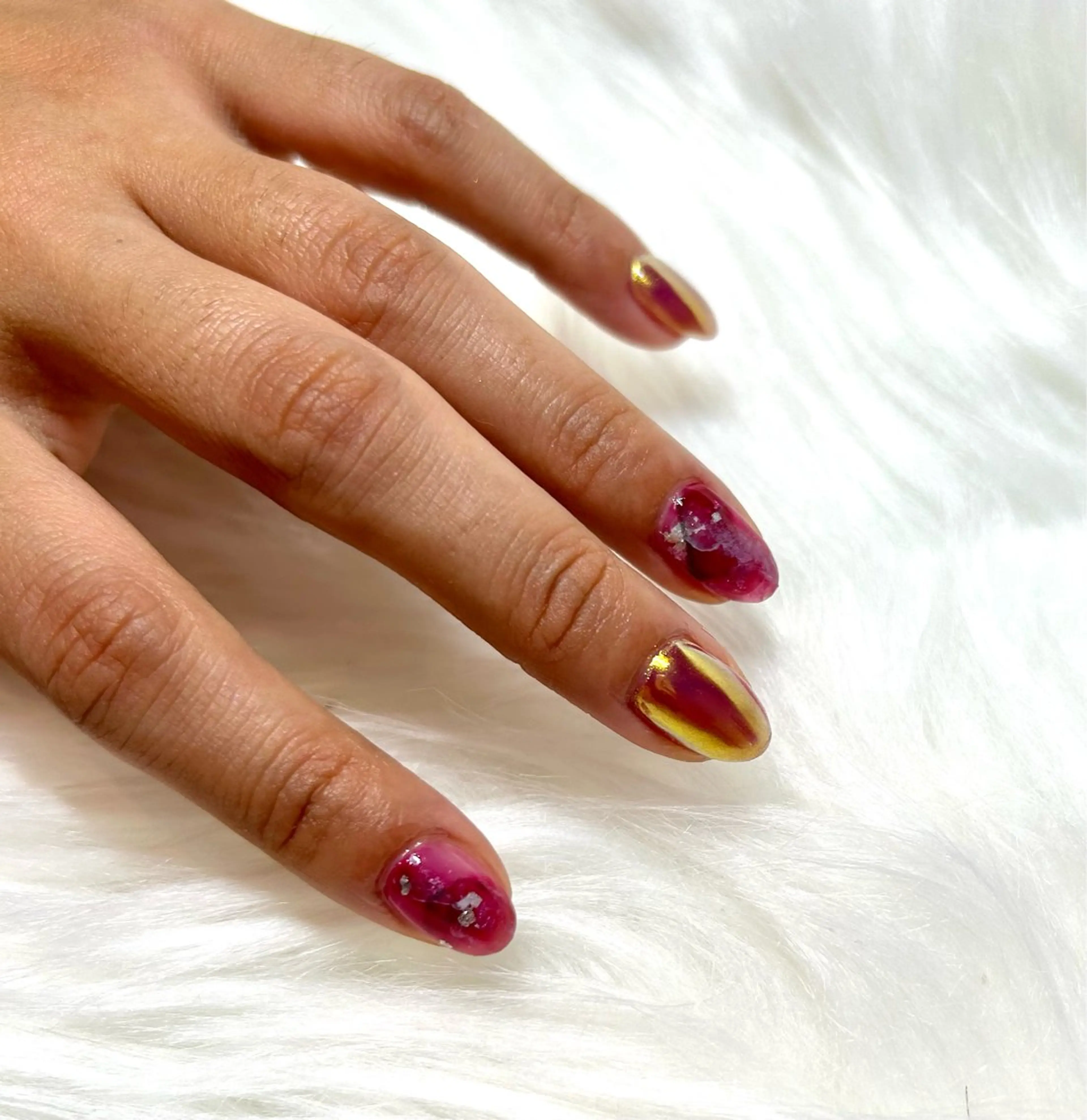 ネイル オーロラネイル 大理石ネイル(マーブル) ミラーネイル 頑張る女性の味方✴︎ M.i　nail ♡のネイルデザイン