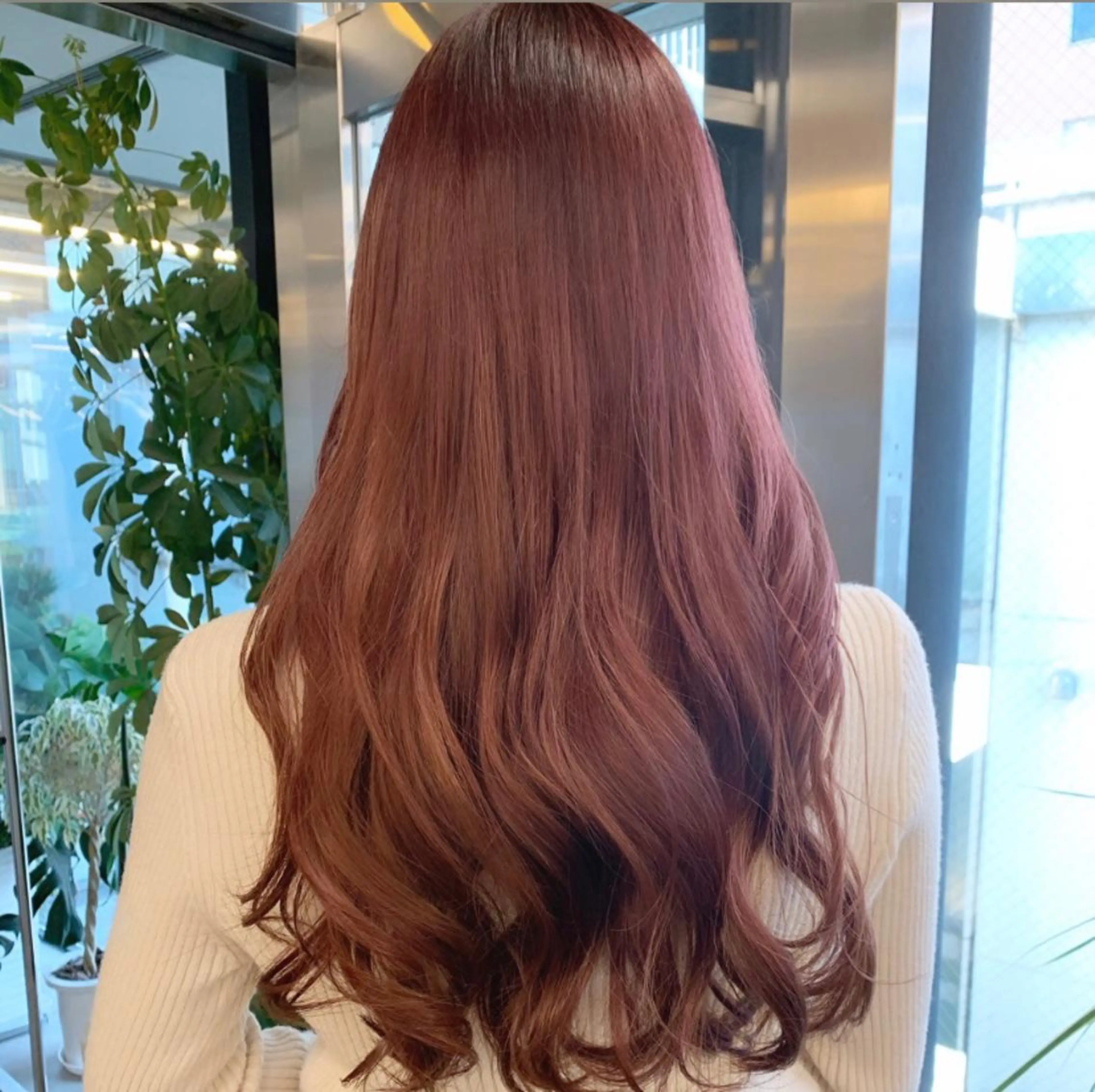 ロング カラー カット ヘアカラー トリートメント 透明感/オリーブ/ グレージュ/YUKAのヘアスタイル