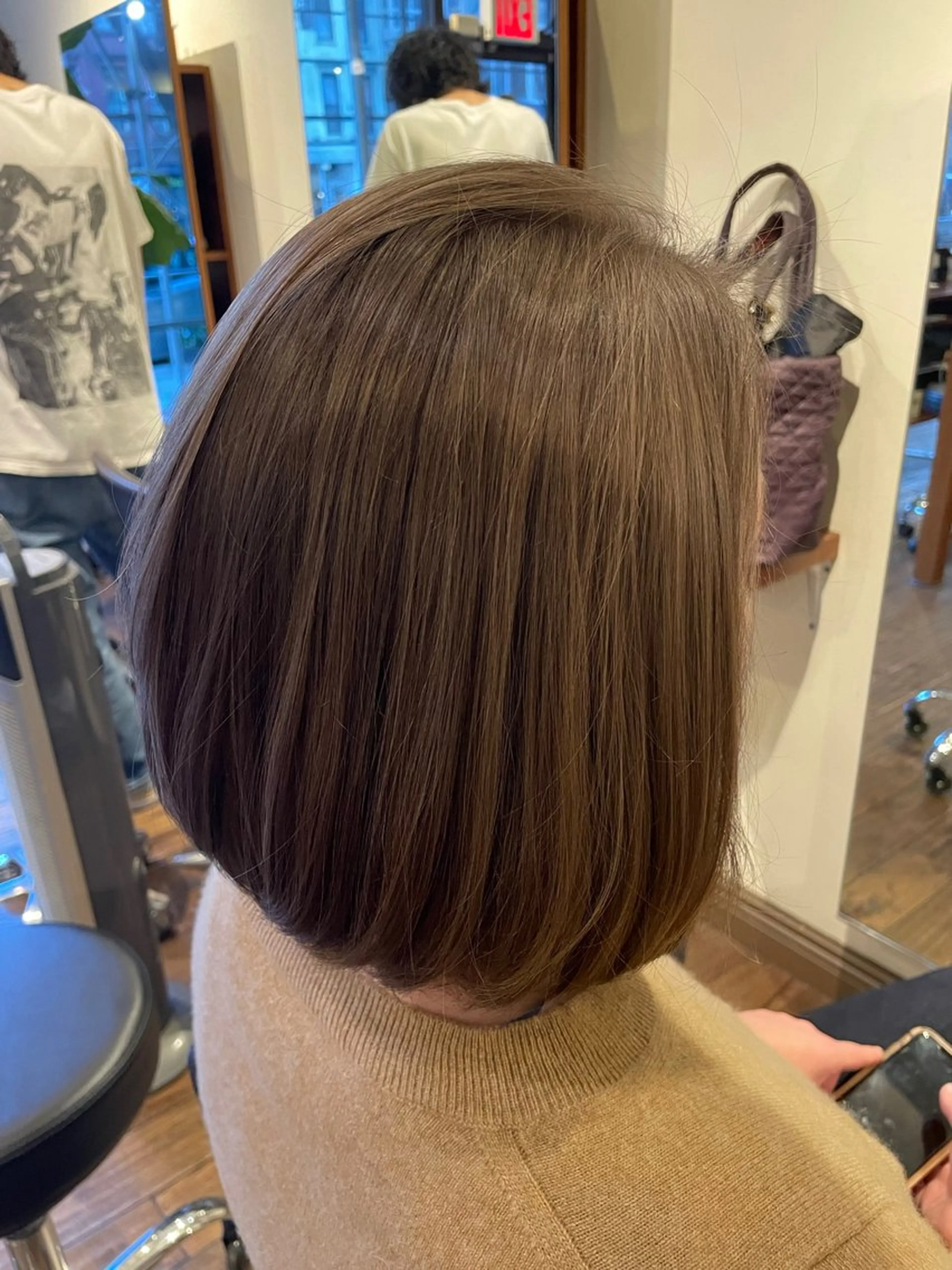 Single process(touch up​〜​3cm)+ KÉRASTASE treatment + blow-dryの写真