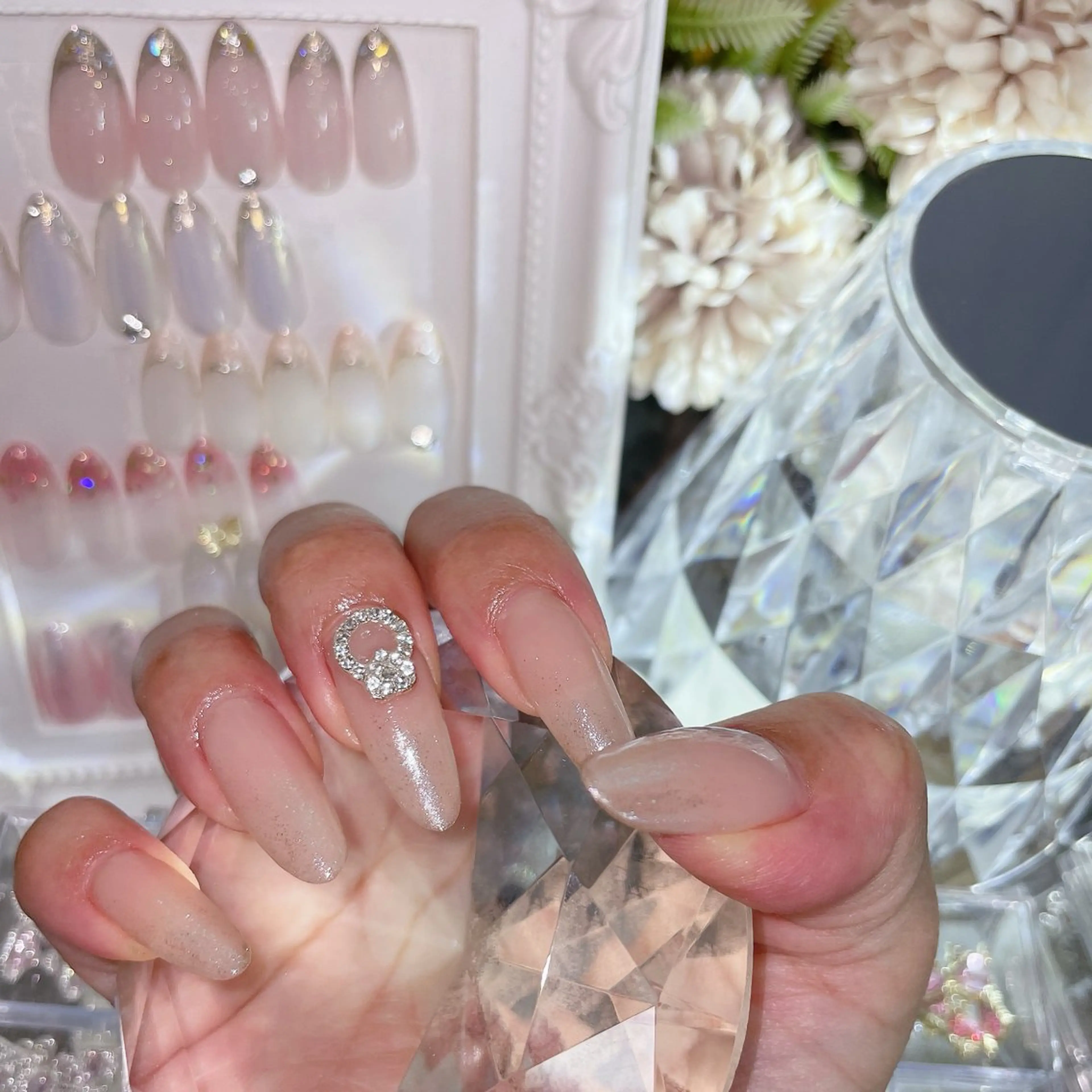 ネイル アートネイル オーロラネイル チークネイル 長さ出し フラッシュネイル misun_nail所属・misun_ nailのネイルデザイン