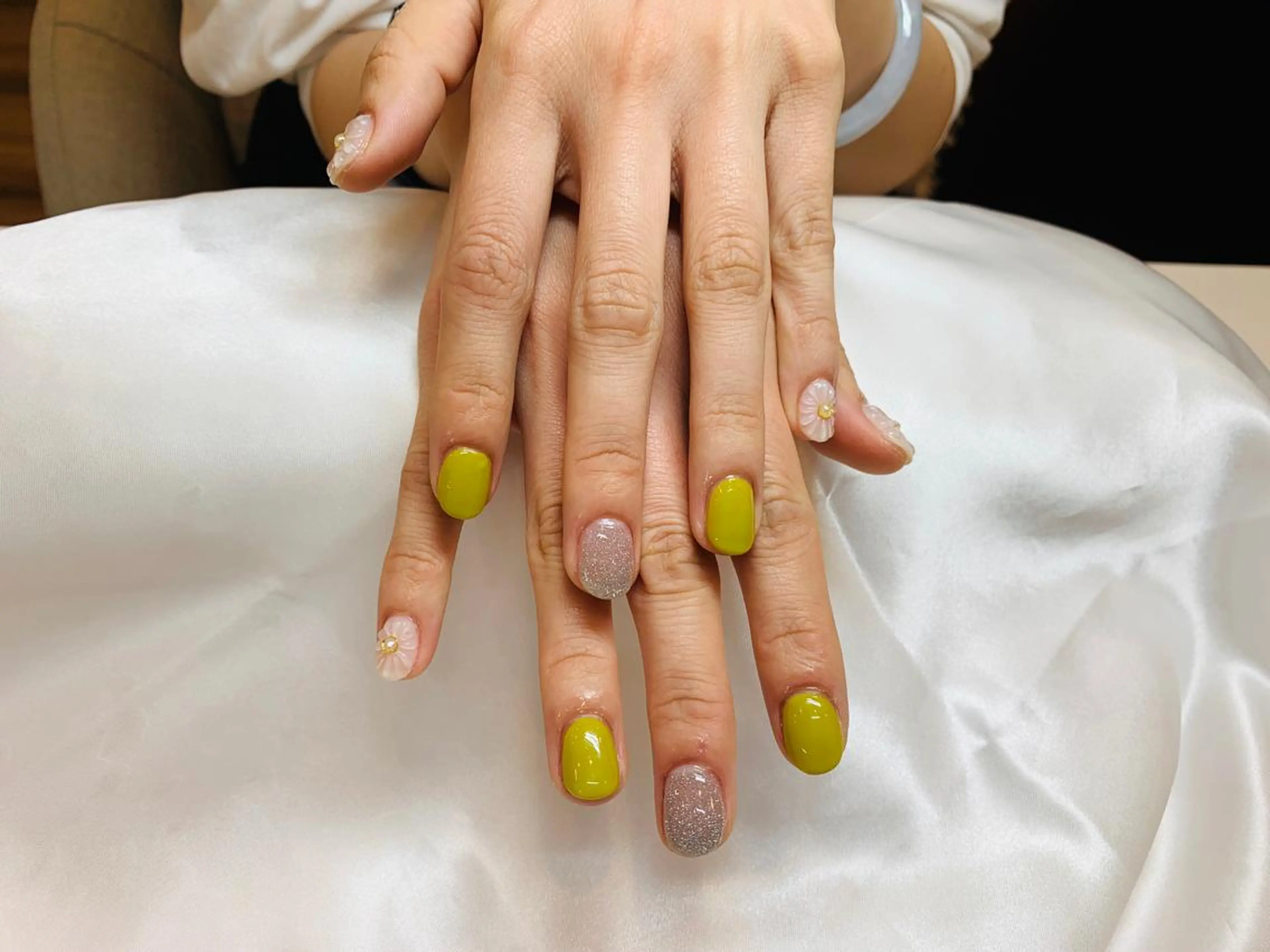 ネイル Ui_Amor (パラジェル)のネイルデザイン