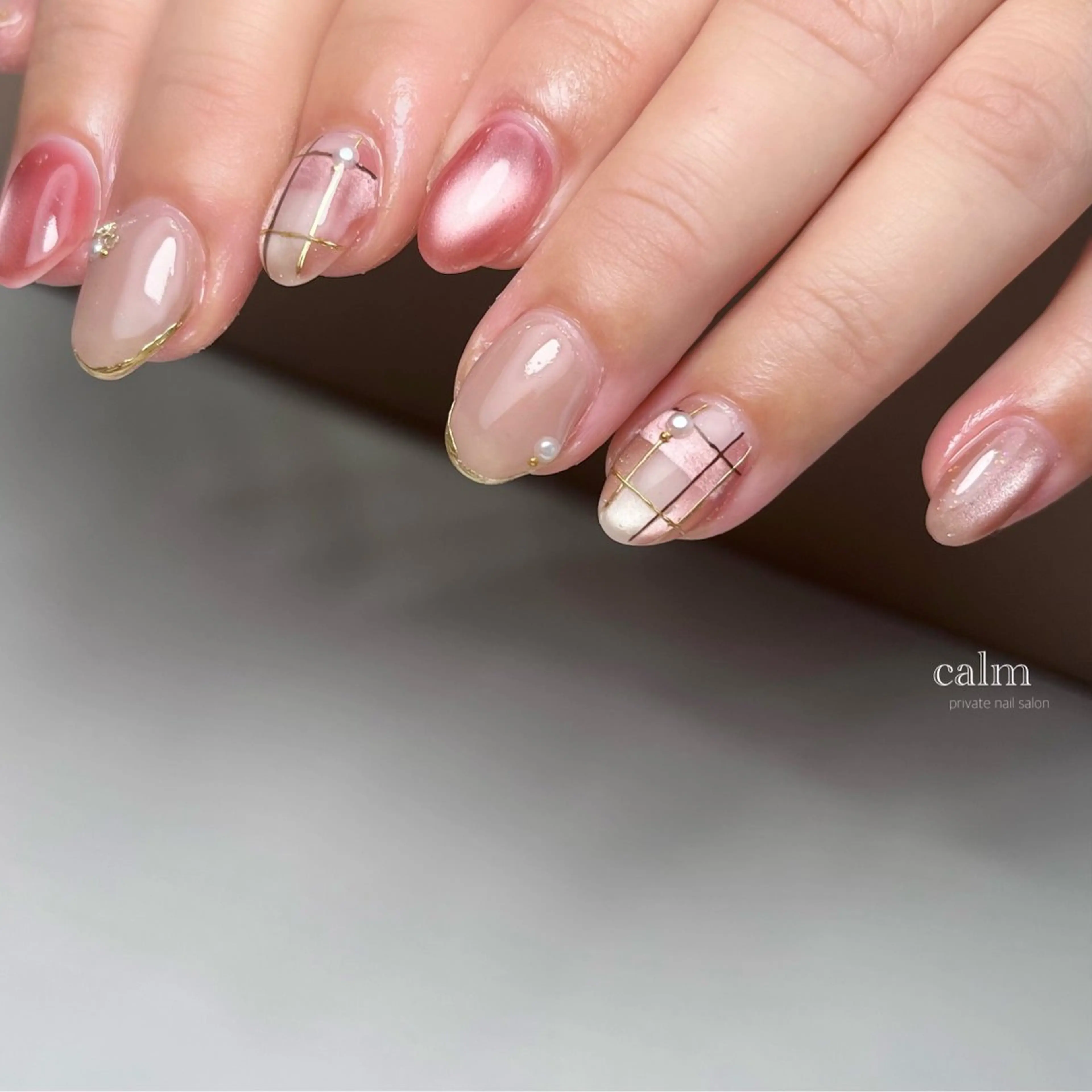 ネイル ハンドネイル calm 〔ｶｰﾑ〕のネイルデザイン