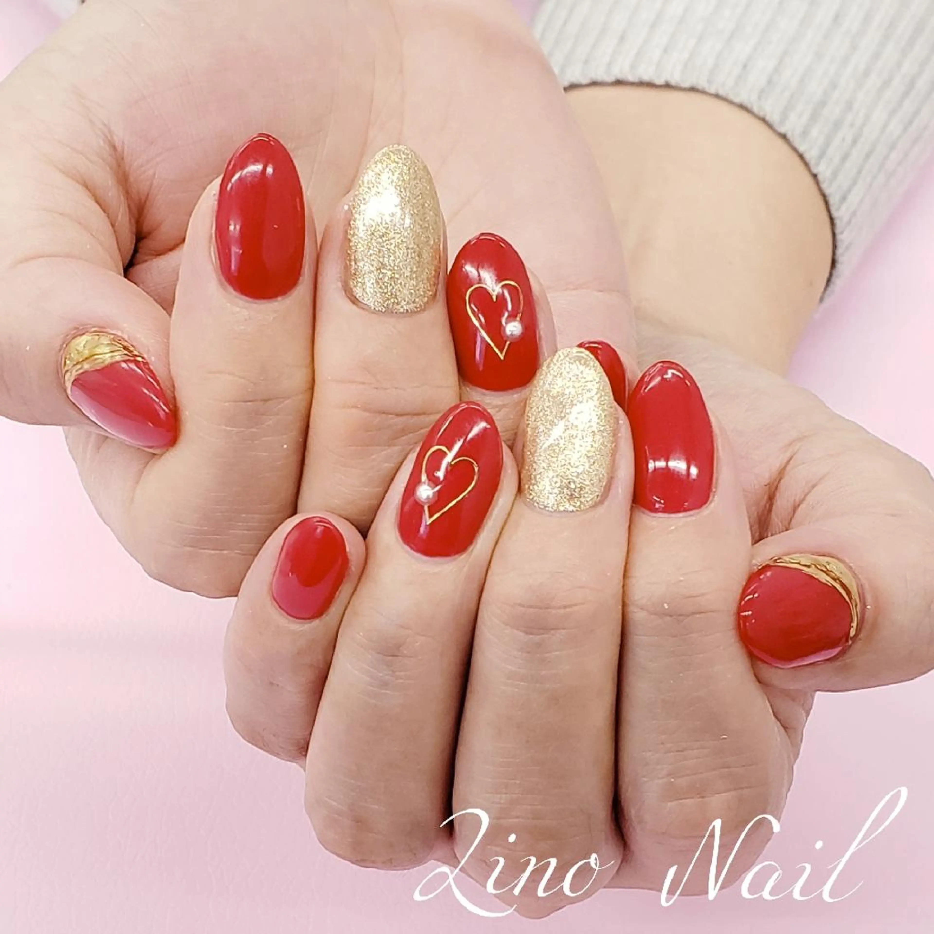 ネイル ボルドー カジュアル ジェルネイル ゴールド ハート ハンドネイル Lino Nailのネイルデザイン