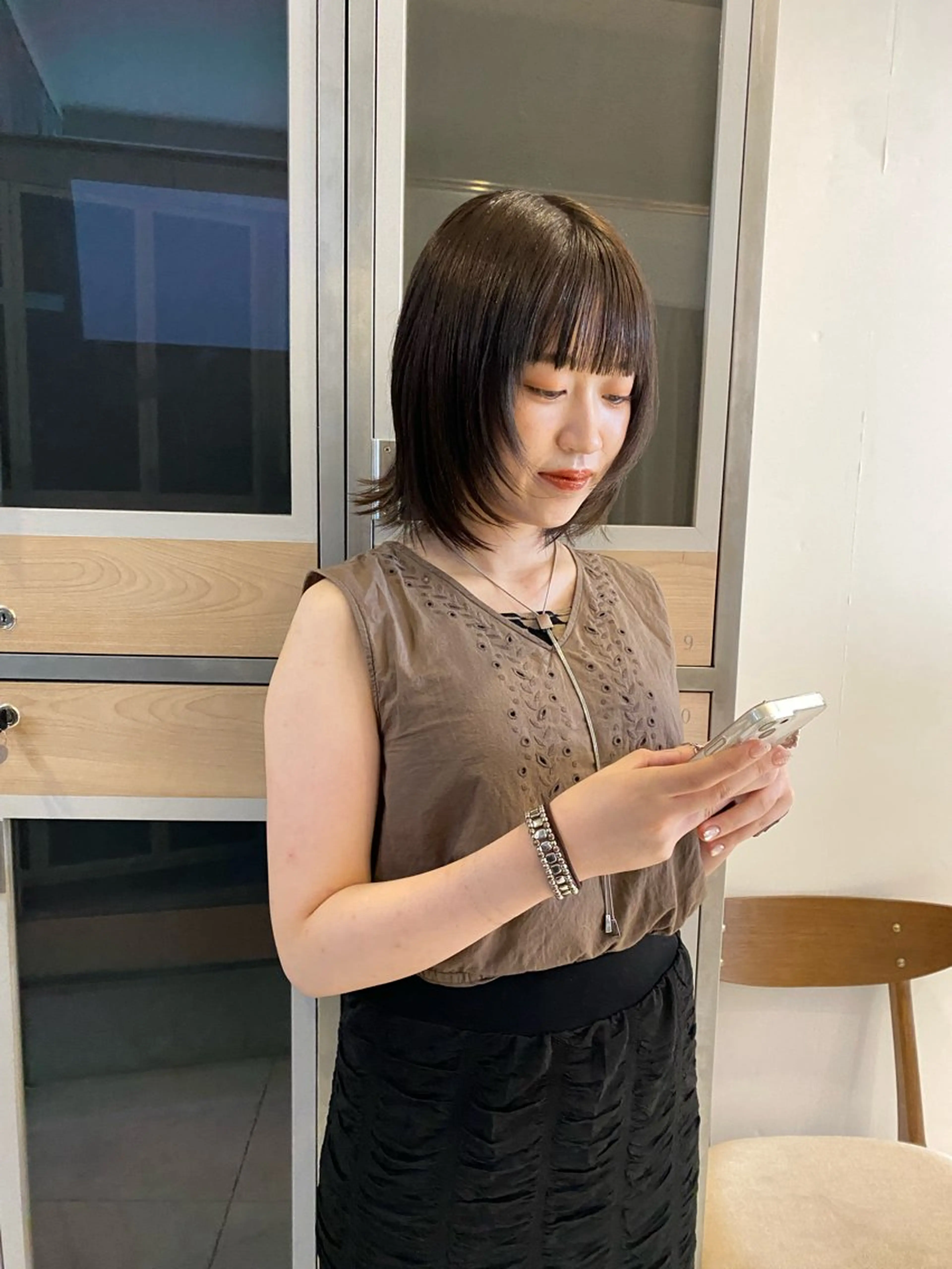 ミディアム カラー カット ヘアカラー トリートメント ヘッドスパ ヘアセット 艶髪/ダークトーン 🩶丸山日向のヘアスタイル