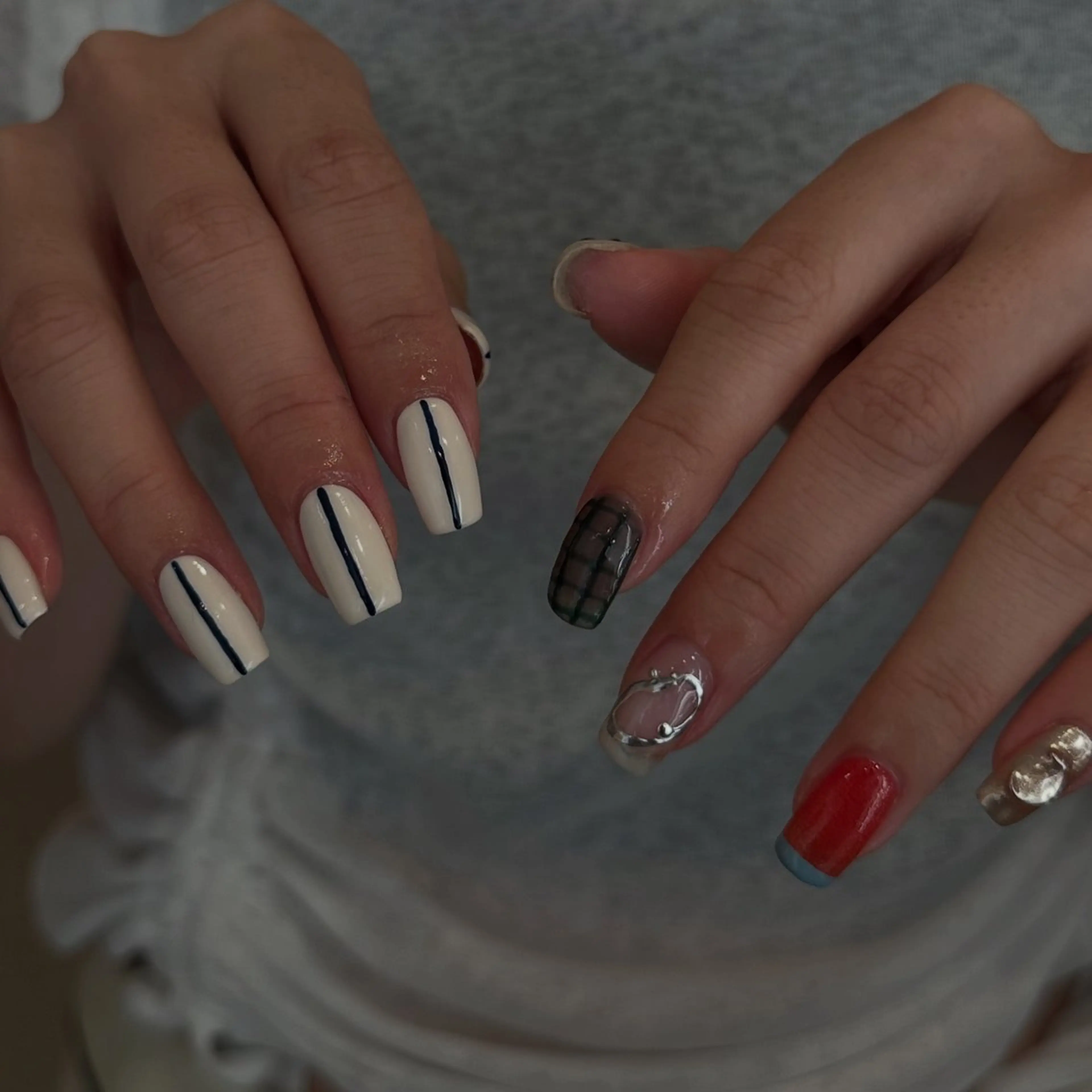 ネイル ハンドネイル NINE_ SAKIのネイルデザイン