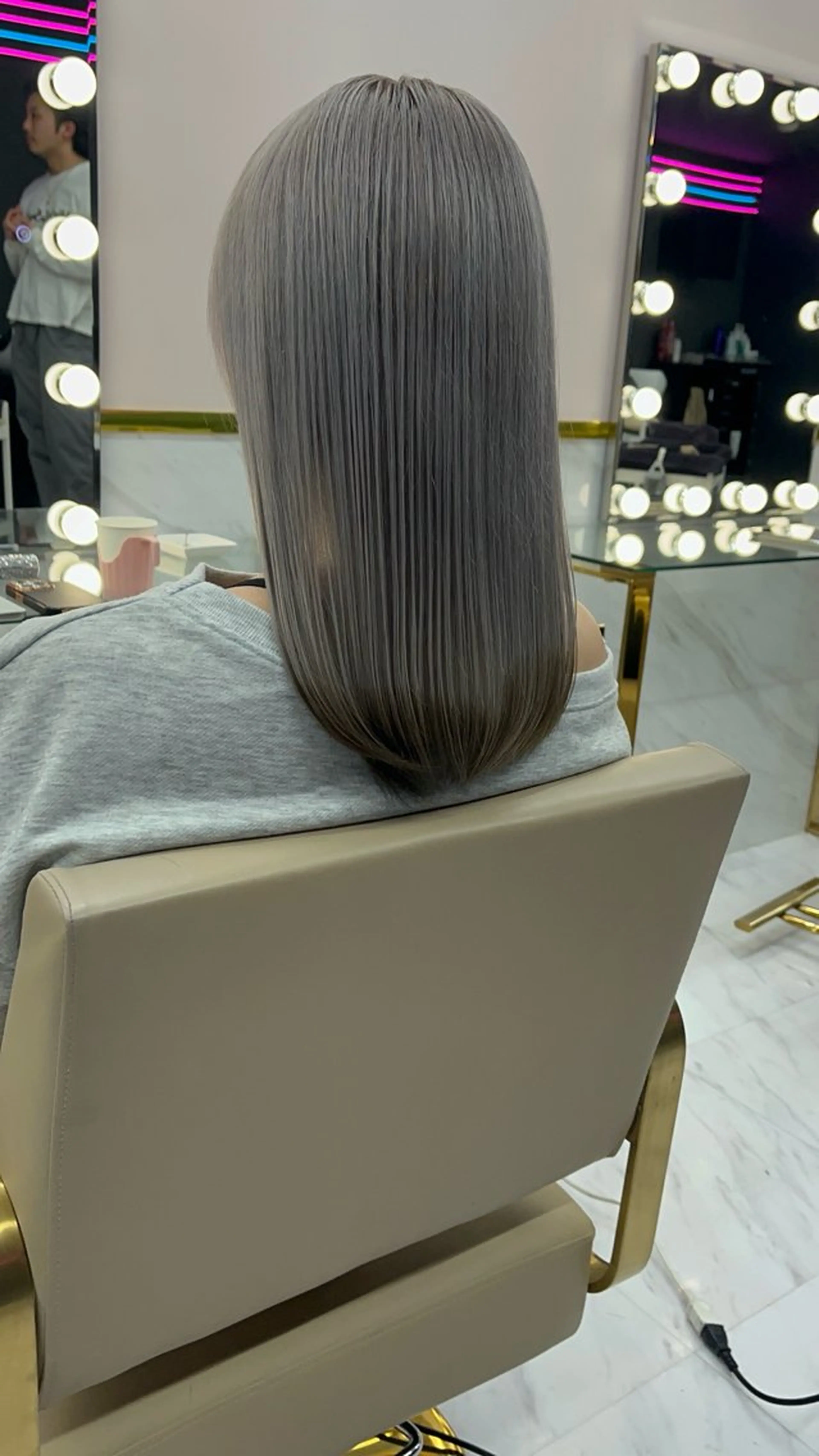 セミロング ヘアカラー 甲田 大輝のヘアスタイル