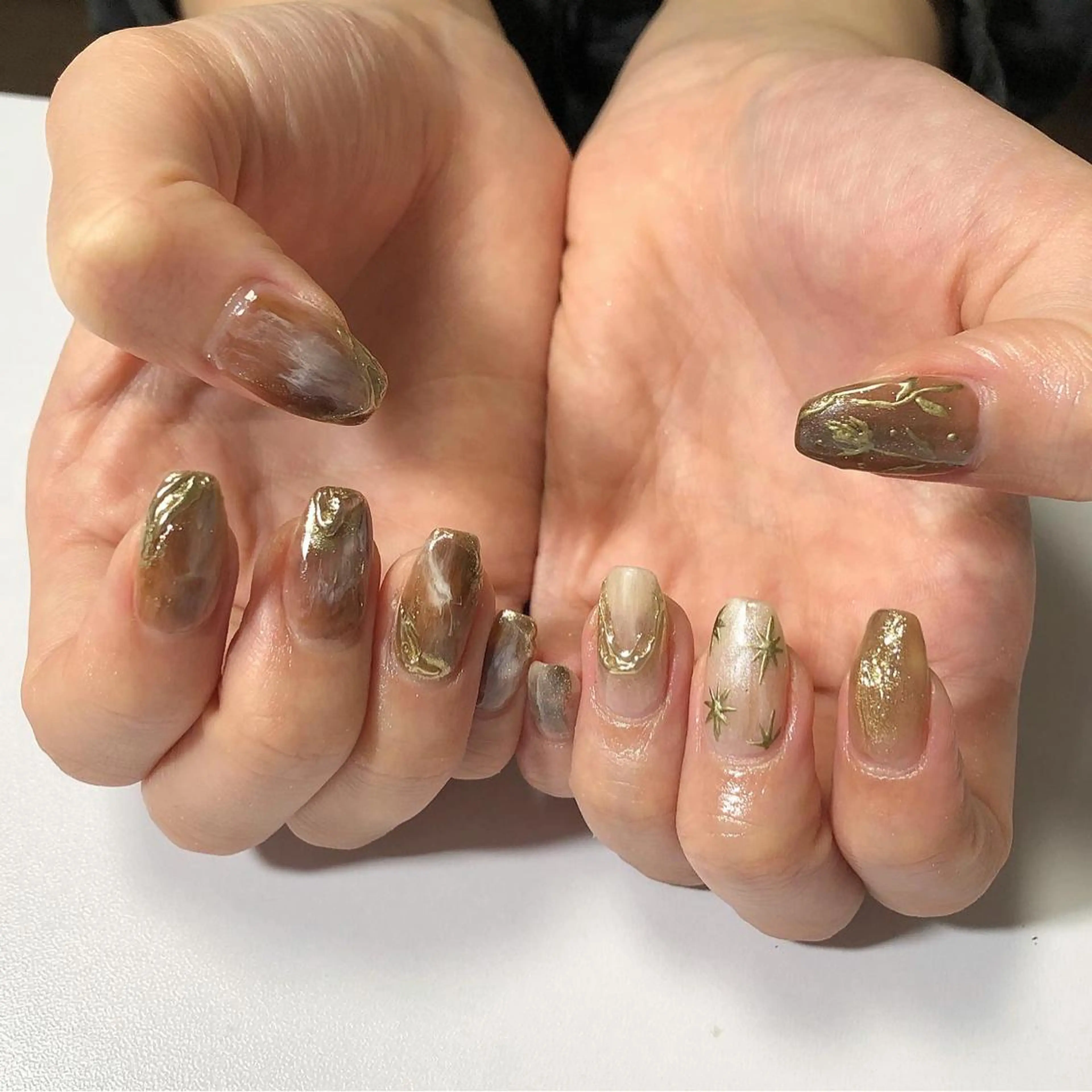 ネイル ハンドネイル émus nail Mamiのネイルデザイン