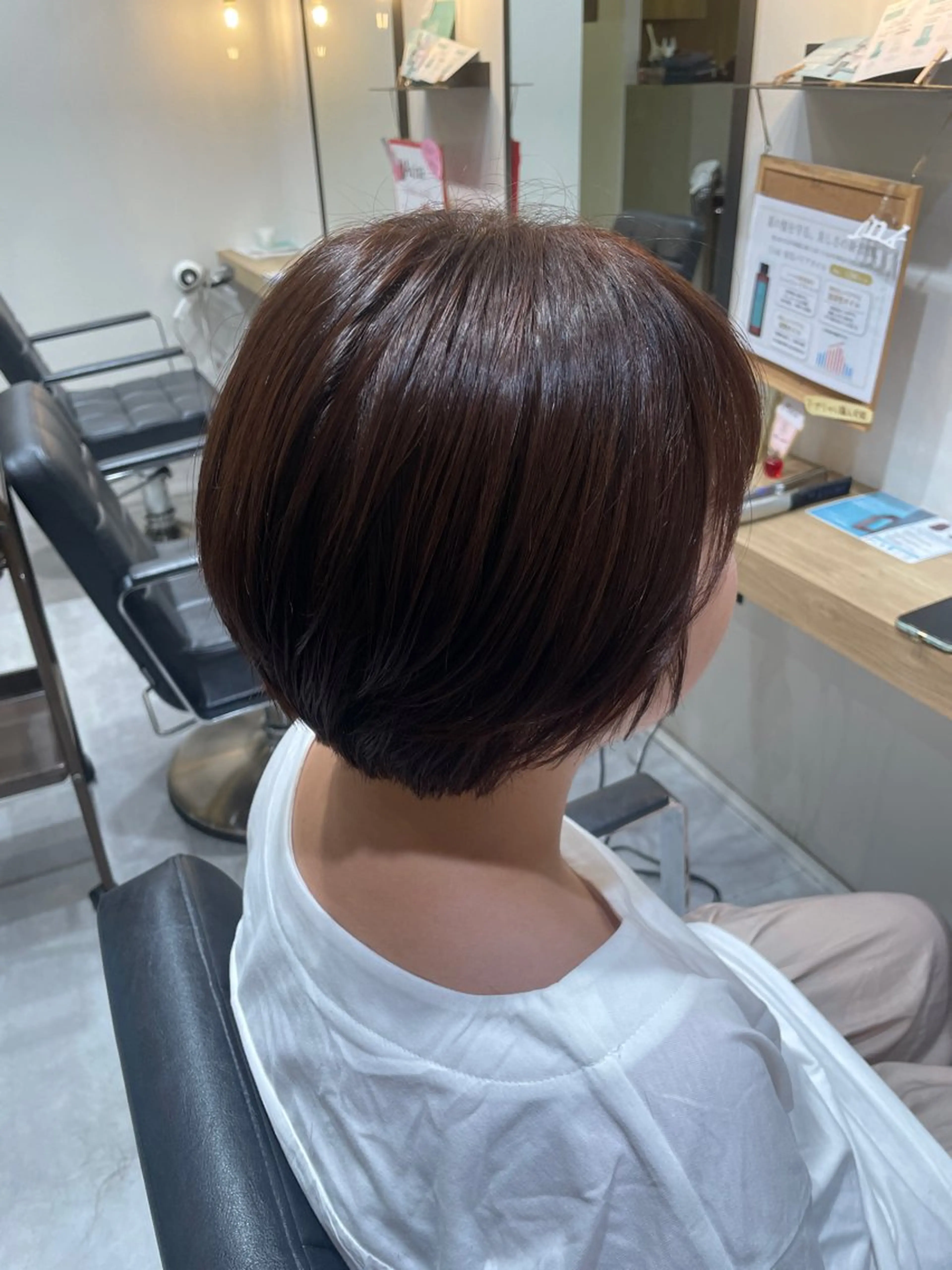 カット　【ショート】の写真