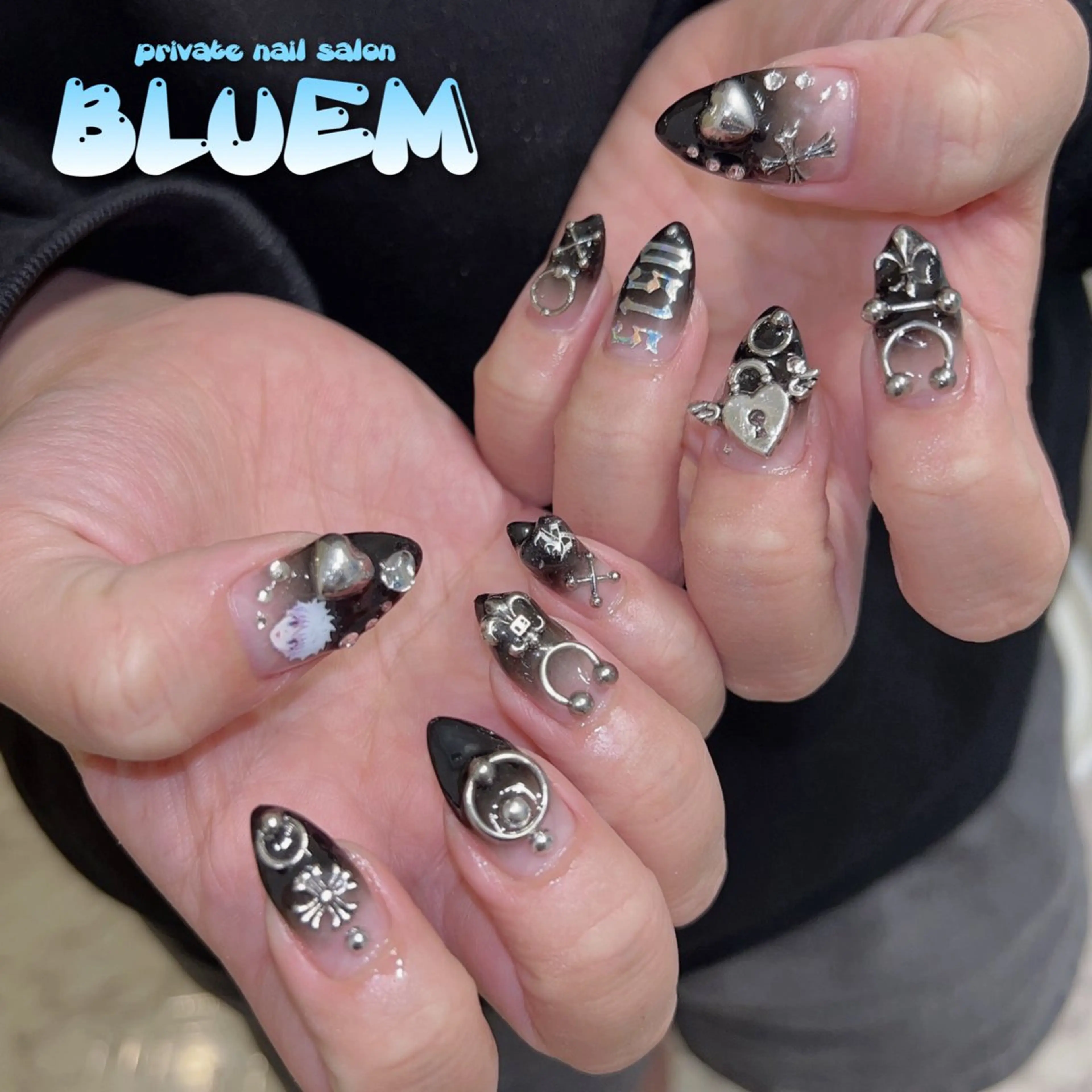 ネイル ハンドネイル BLUEM なな🐶のネイルデザイン