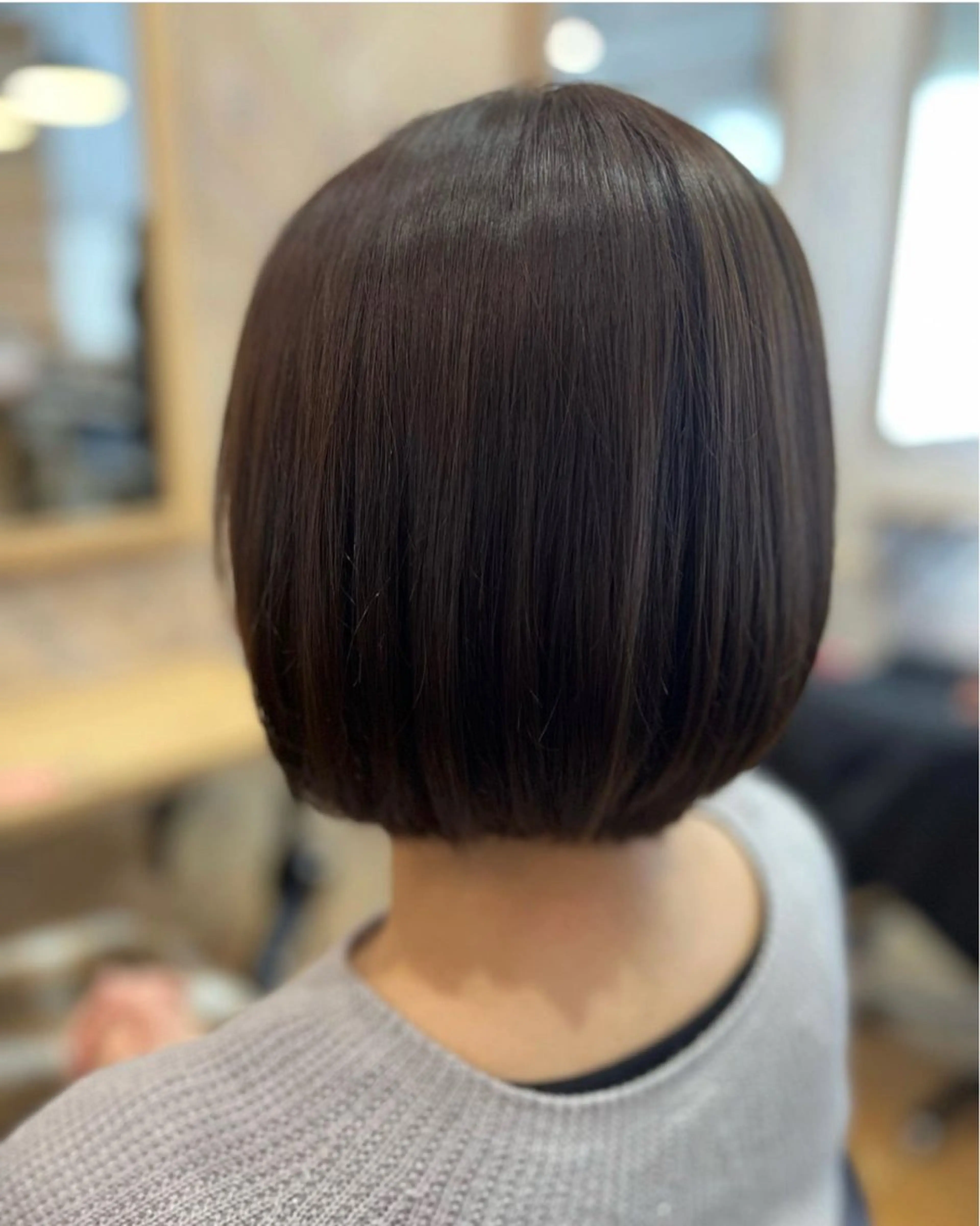 ミディアム 花田 麟のヘアスタイル