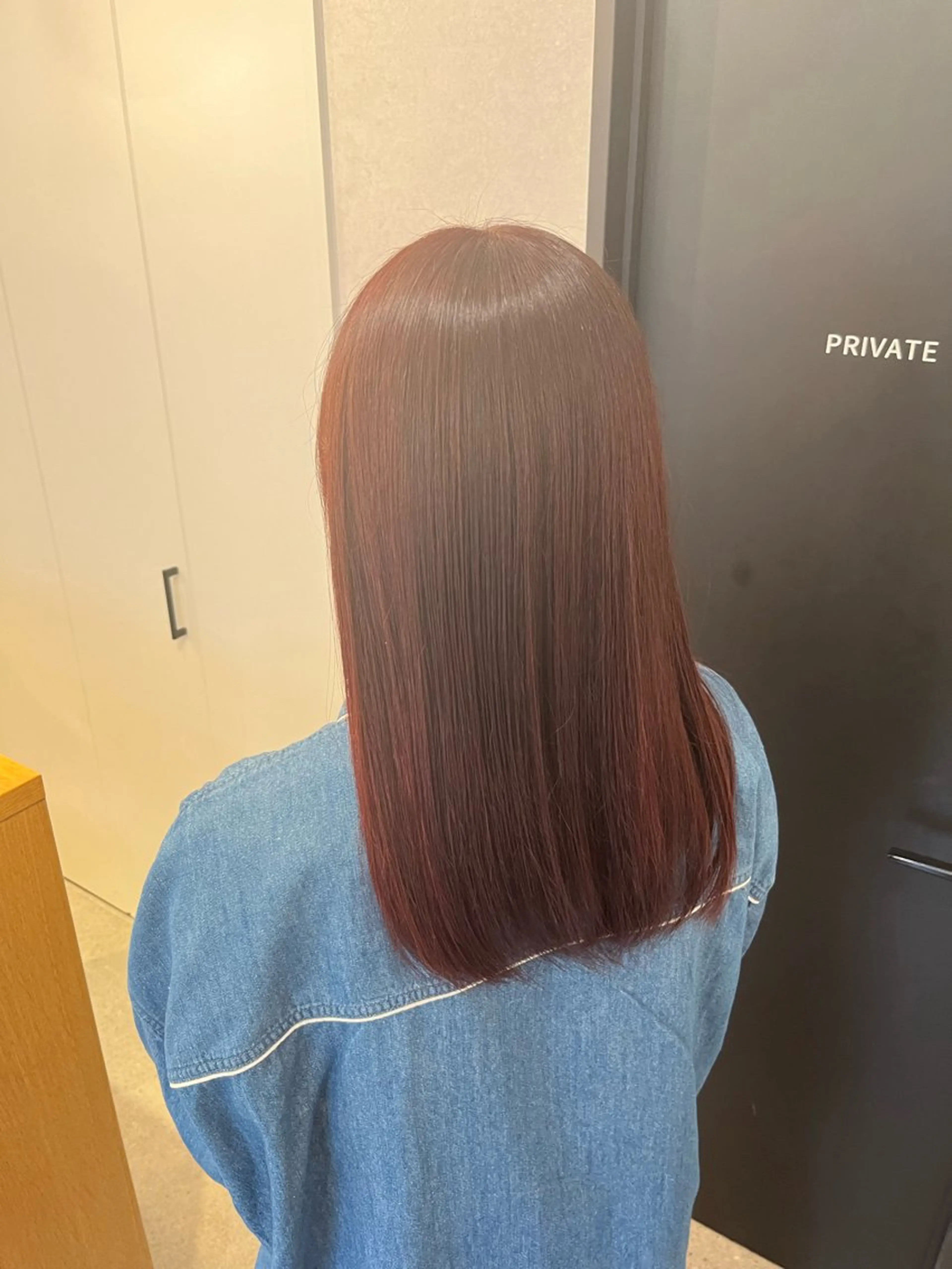 ロング カラー ブリーチ ブリーチなしカラー ピンクカラー YOHA HAIR GARDEN所属・臼井 真人のヘアスタイル