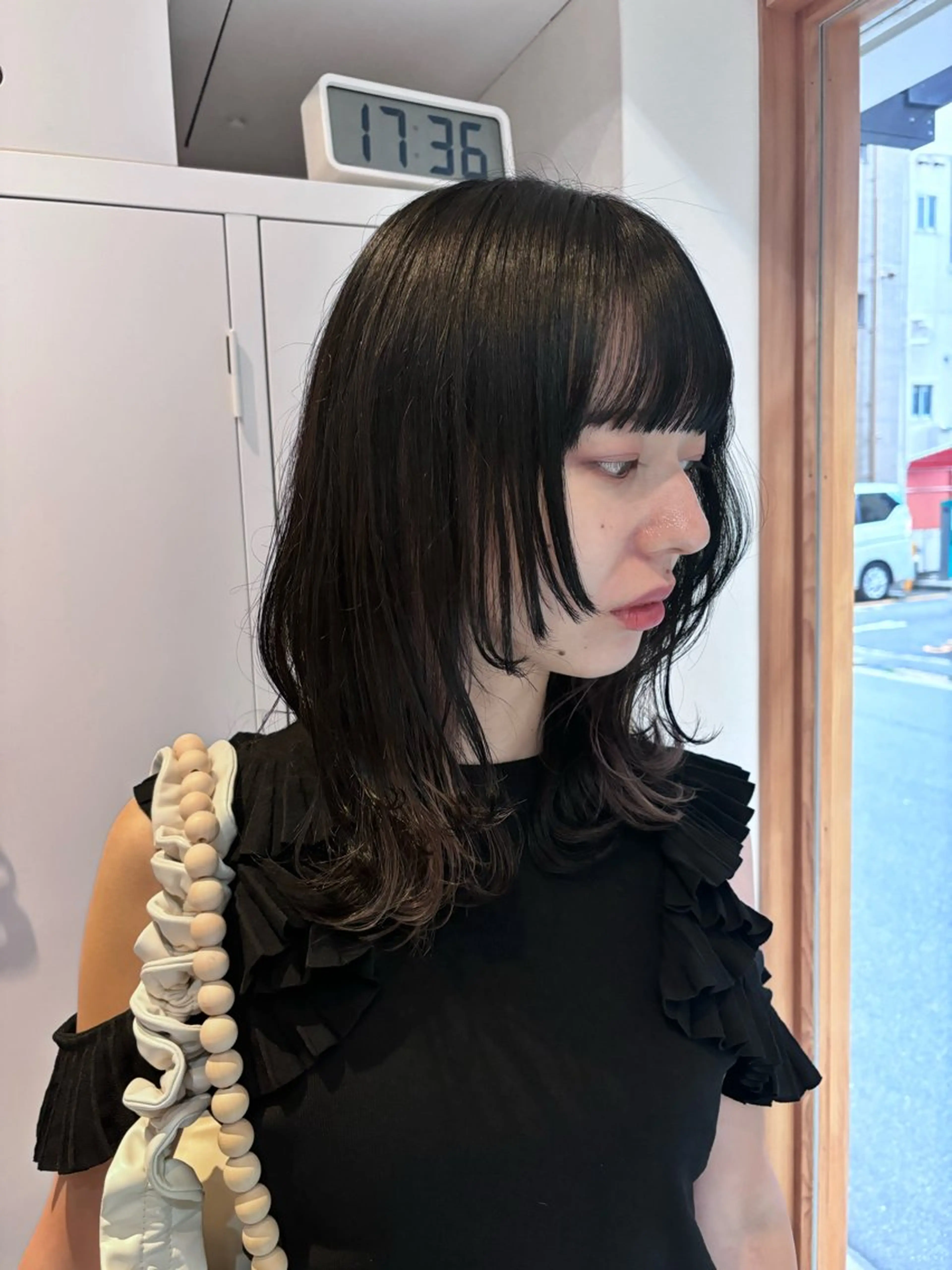 カラー ベージュカラー ダークグレー インナーカラー ヘアカラー トリートメント newi 京橋 【yuuki】のヘアスタイル