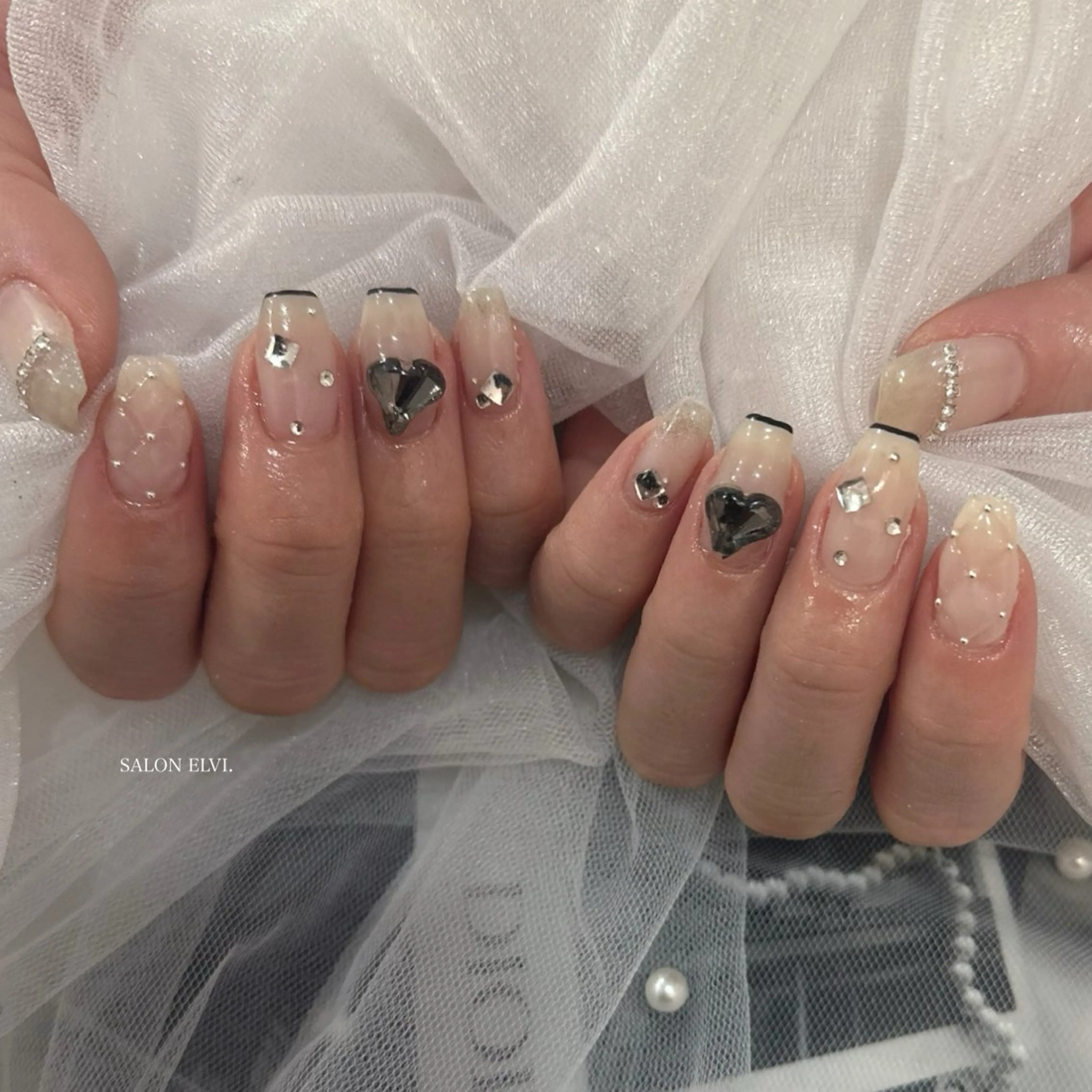 ネイル SALON ELVI.所属・SALON ELVI.のネイルデザイン