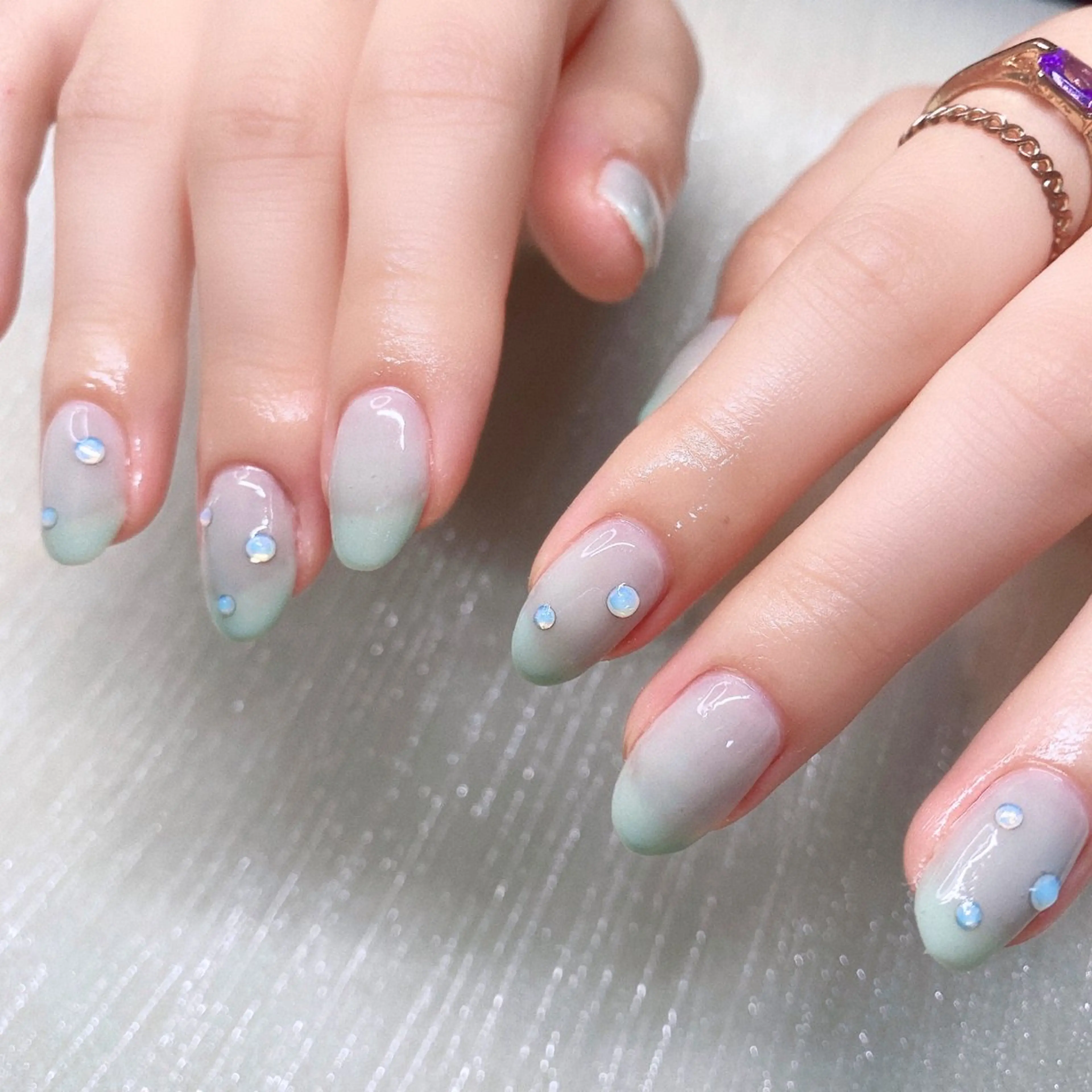 ネイル 長さ出し ストーンネイル ハンドネイル Nailist SUZU所属・Nailist suzuのネイルデザイン
