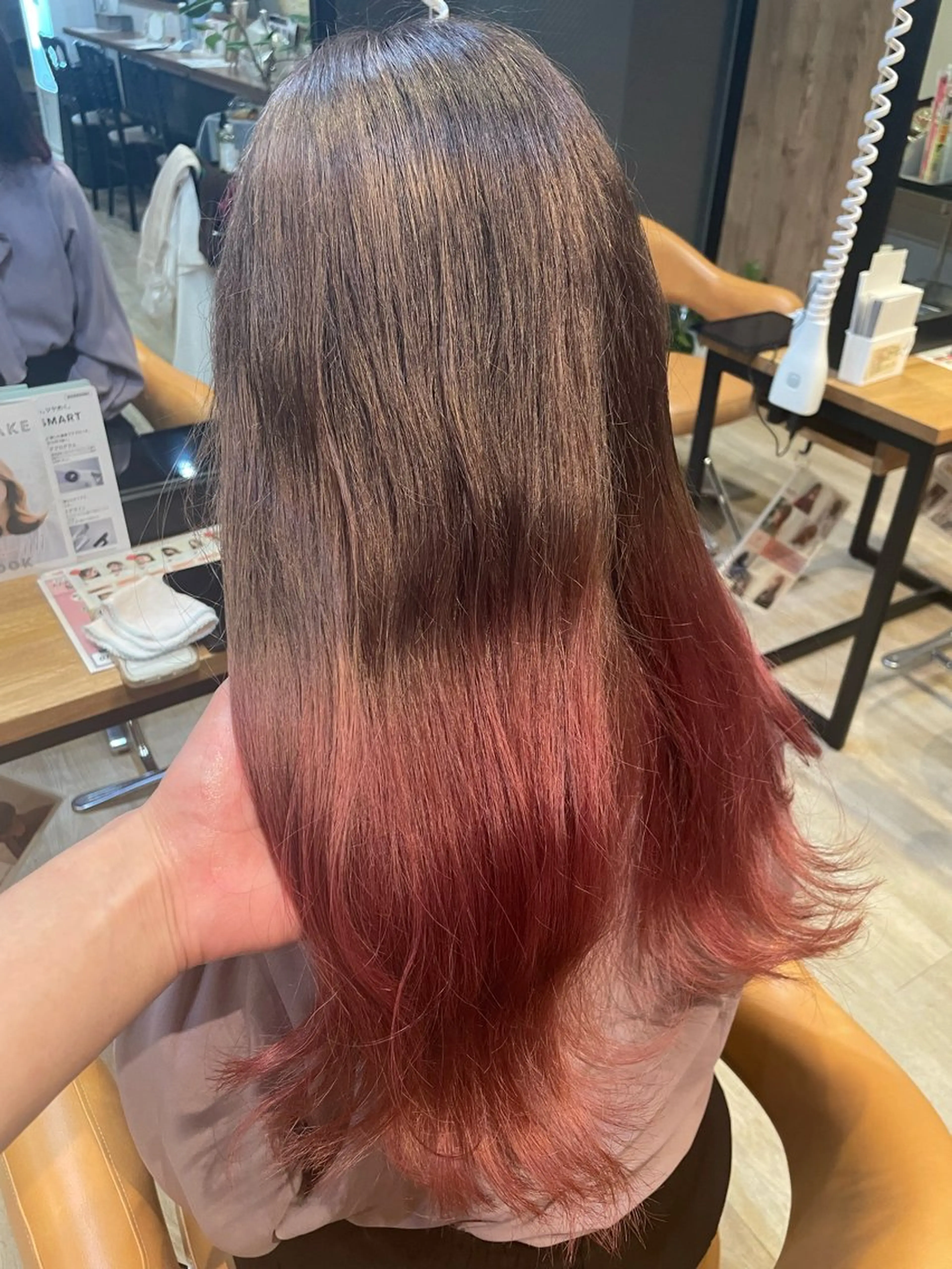 セミロング カラー グラデーションカラー ヘアカラー トリートメント 髪質改善/ブリーチ 田代 龍我のヘアスタイル