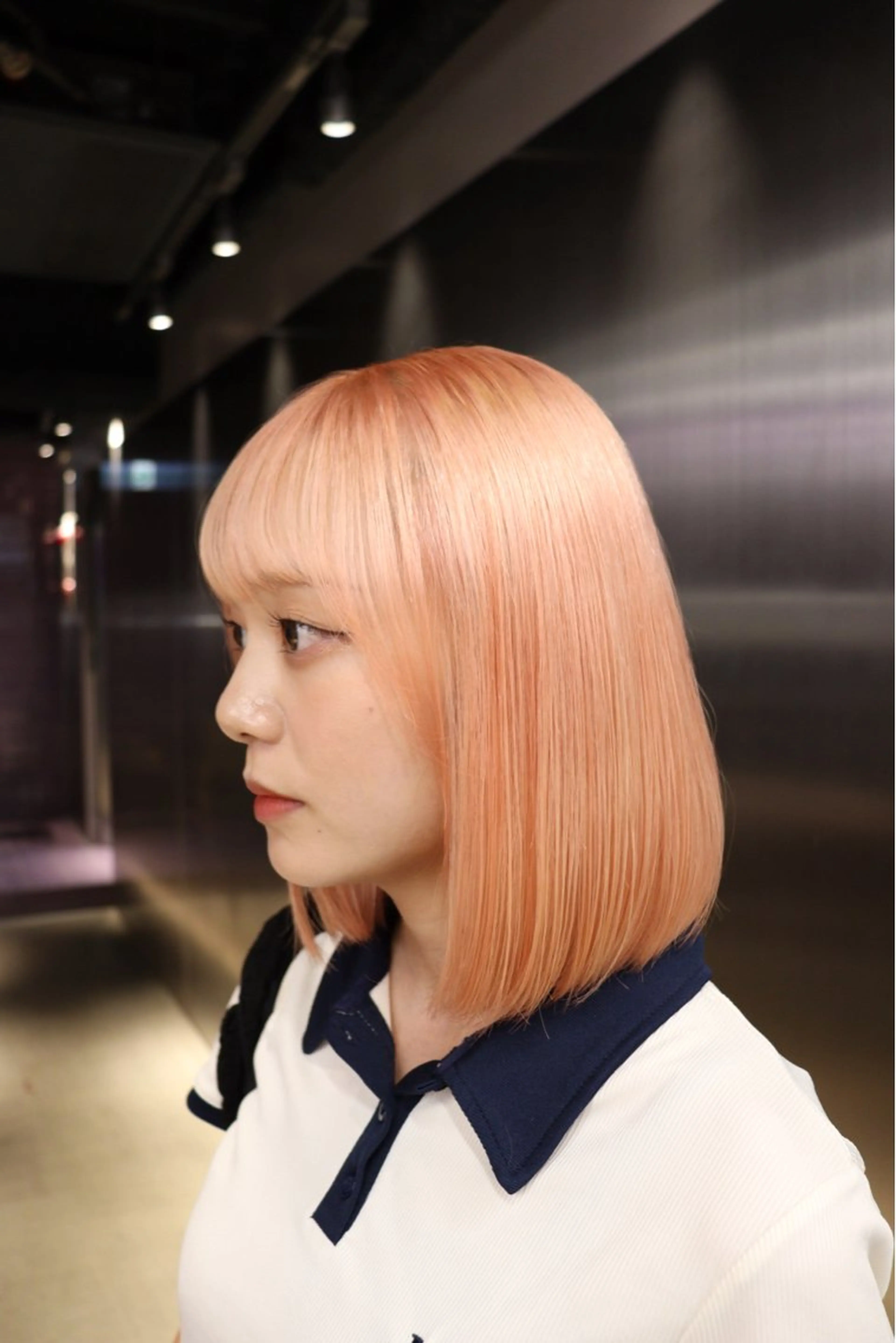 ショート カラー オレンジ カット ヘアカラー トリートメント 鈴木/ミルクティー/ ブリーチ/ボブ/のヘアスタイル