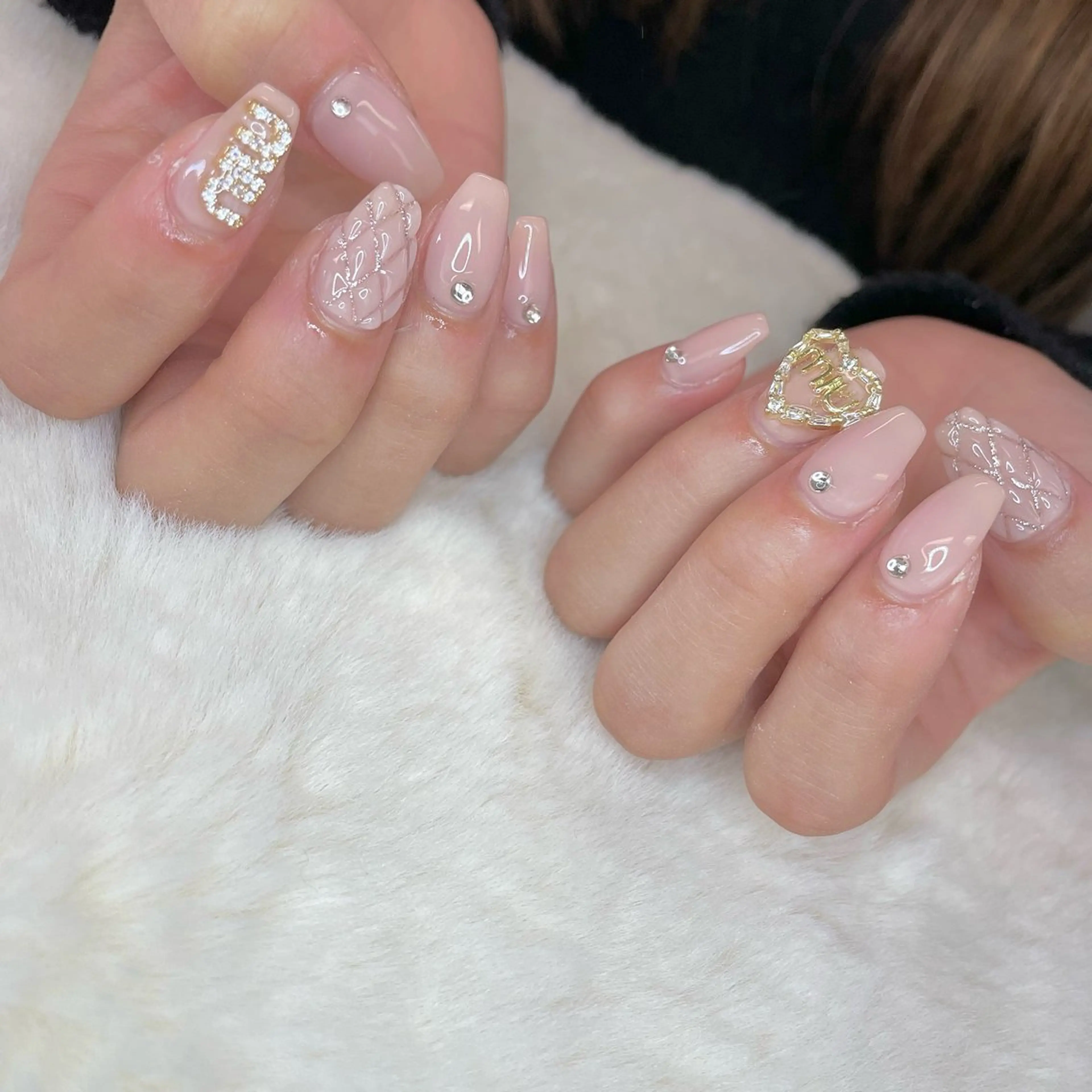 ネイル b'6 by Stir所属・b'6 SAKINAのネイルデザイン