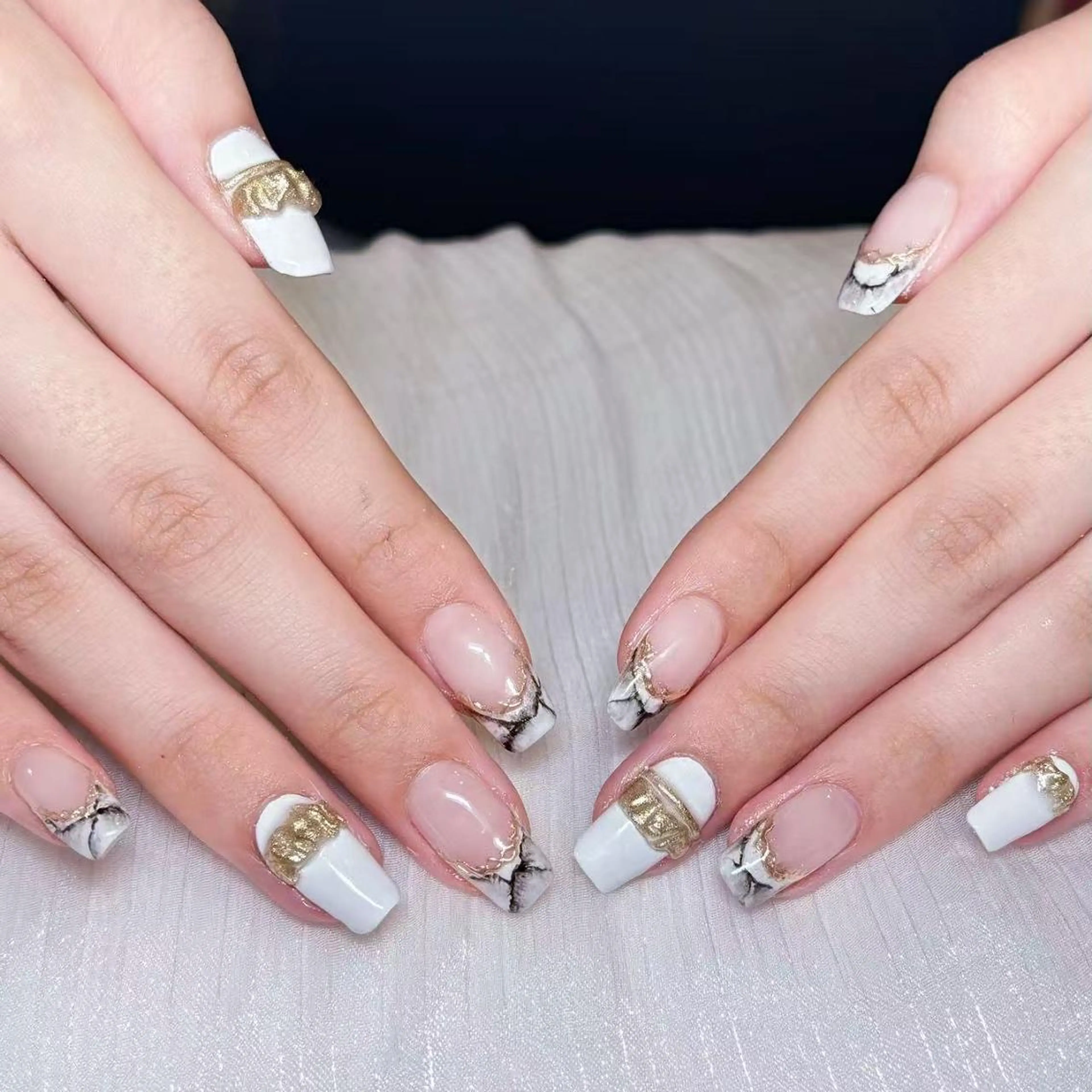 ネイル ハンドネイル ハンドケア DEMAIN- 🕊️のネイルデザイン