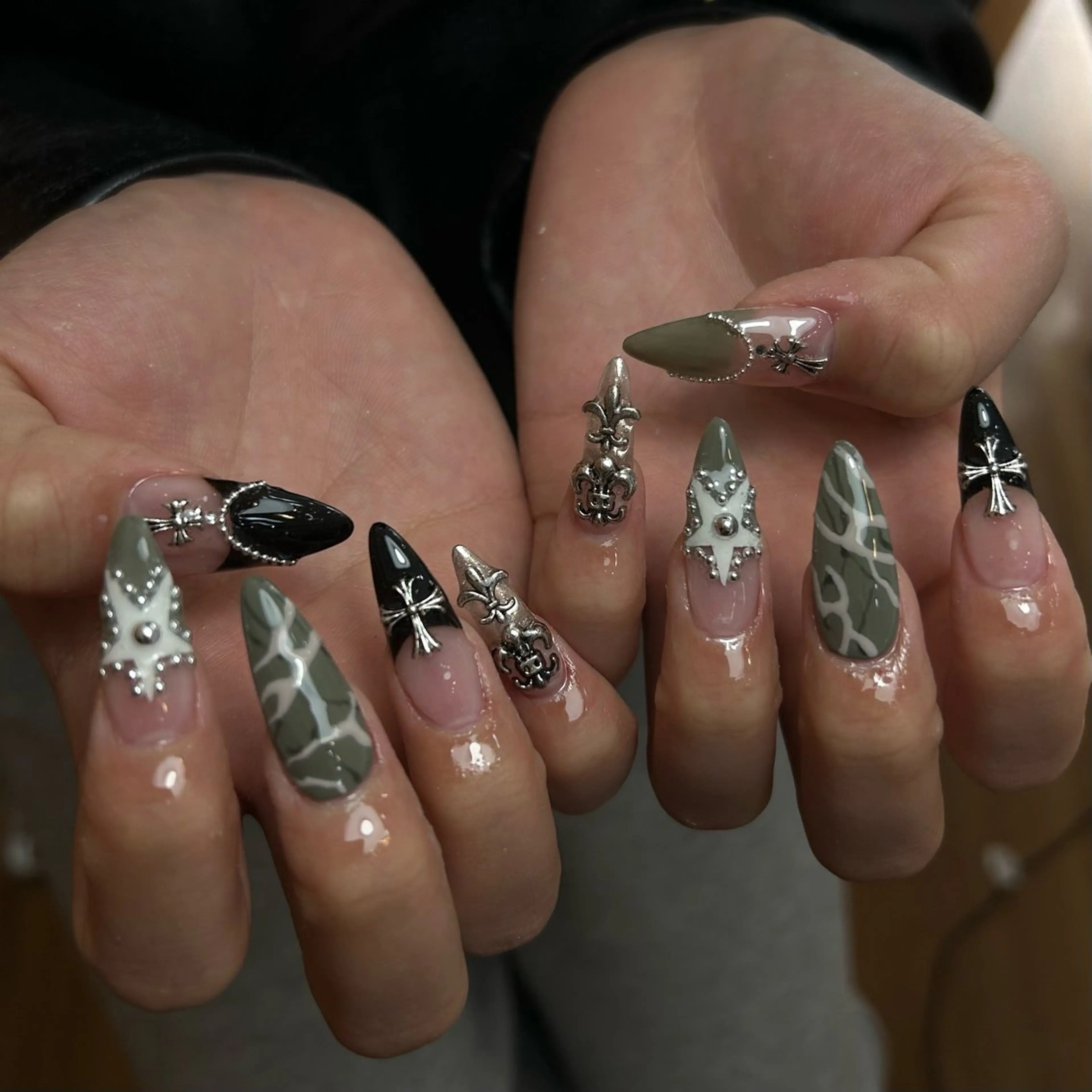 ネイル ハンドネイル ⟡.·coco⟡.· 2月予約受付中のネイルデザイン