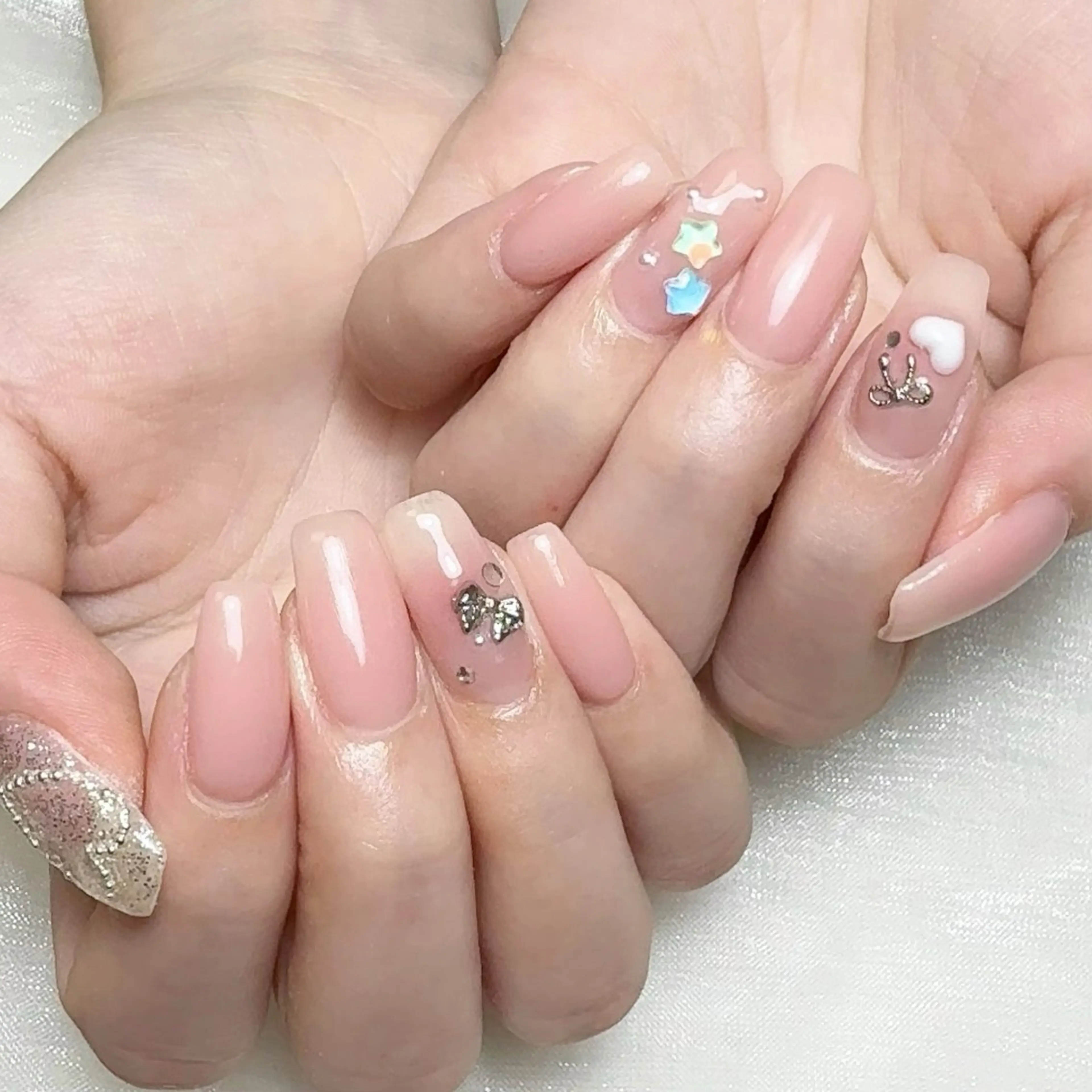 メンズ ネイル メンズ韓国風 アートネイル オーロラネイル ガーリー キラキラネイル ハンドネイル Nail salon 木にいるのネイルデザイン