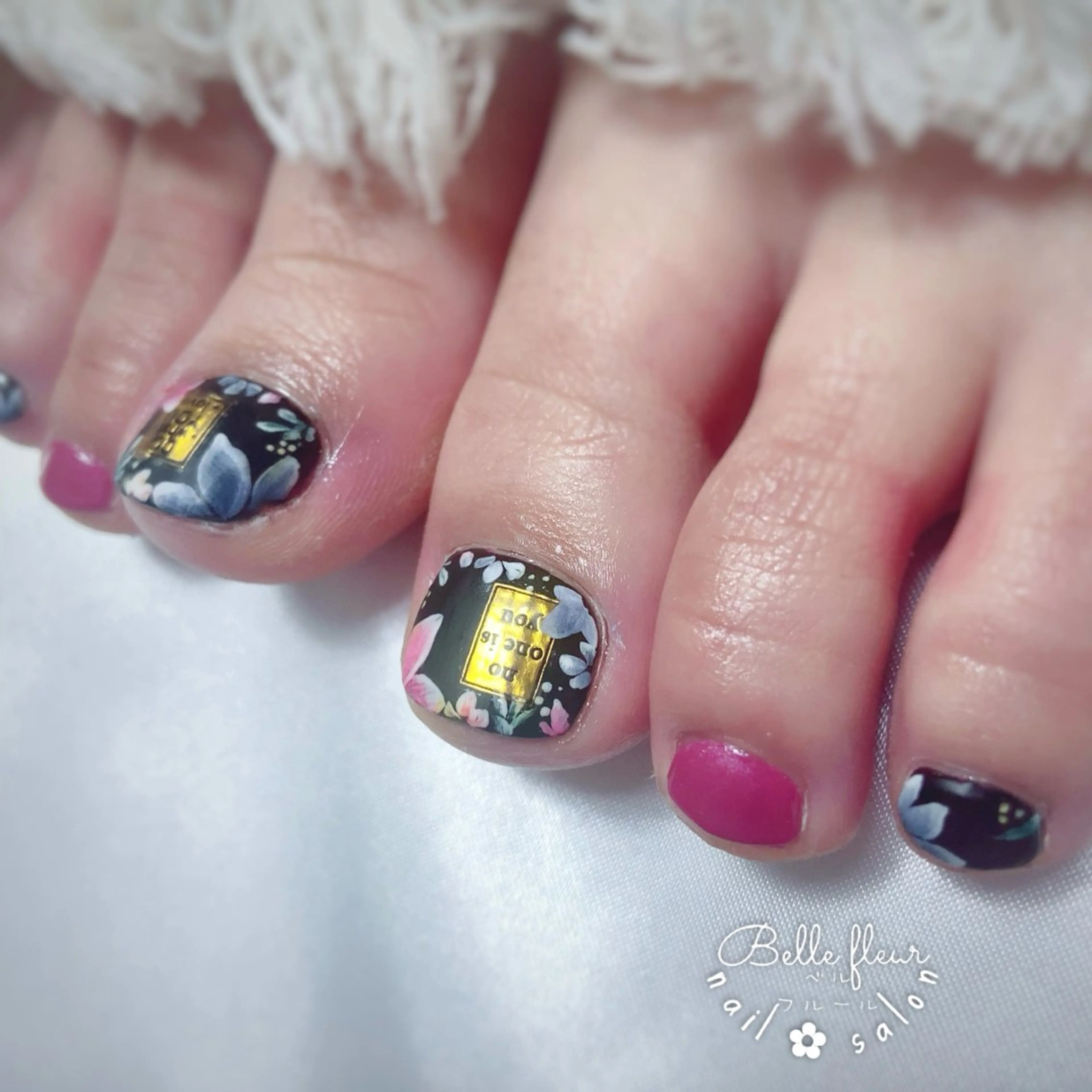 ネイル フラワーネイル フットネイル ジェルネイル グリーン ﾈｲﾙｻﾛﾝ Bellefleurのネイルデザイン