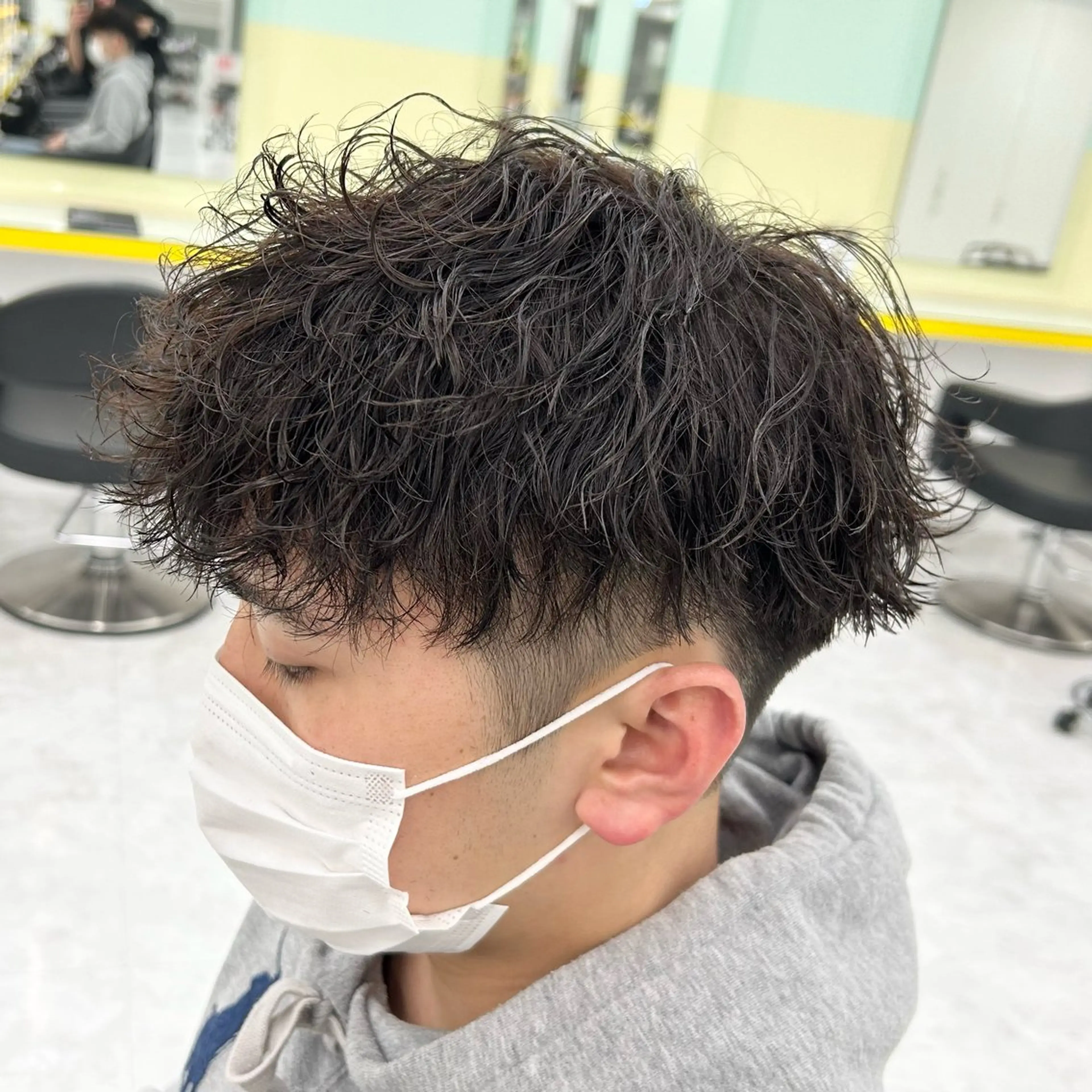 ショート パーマ メンズ カット パーマ 韓国レイヤーカット /REIのヘアスタイル