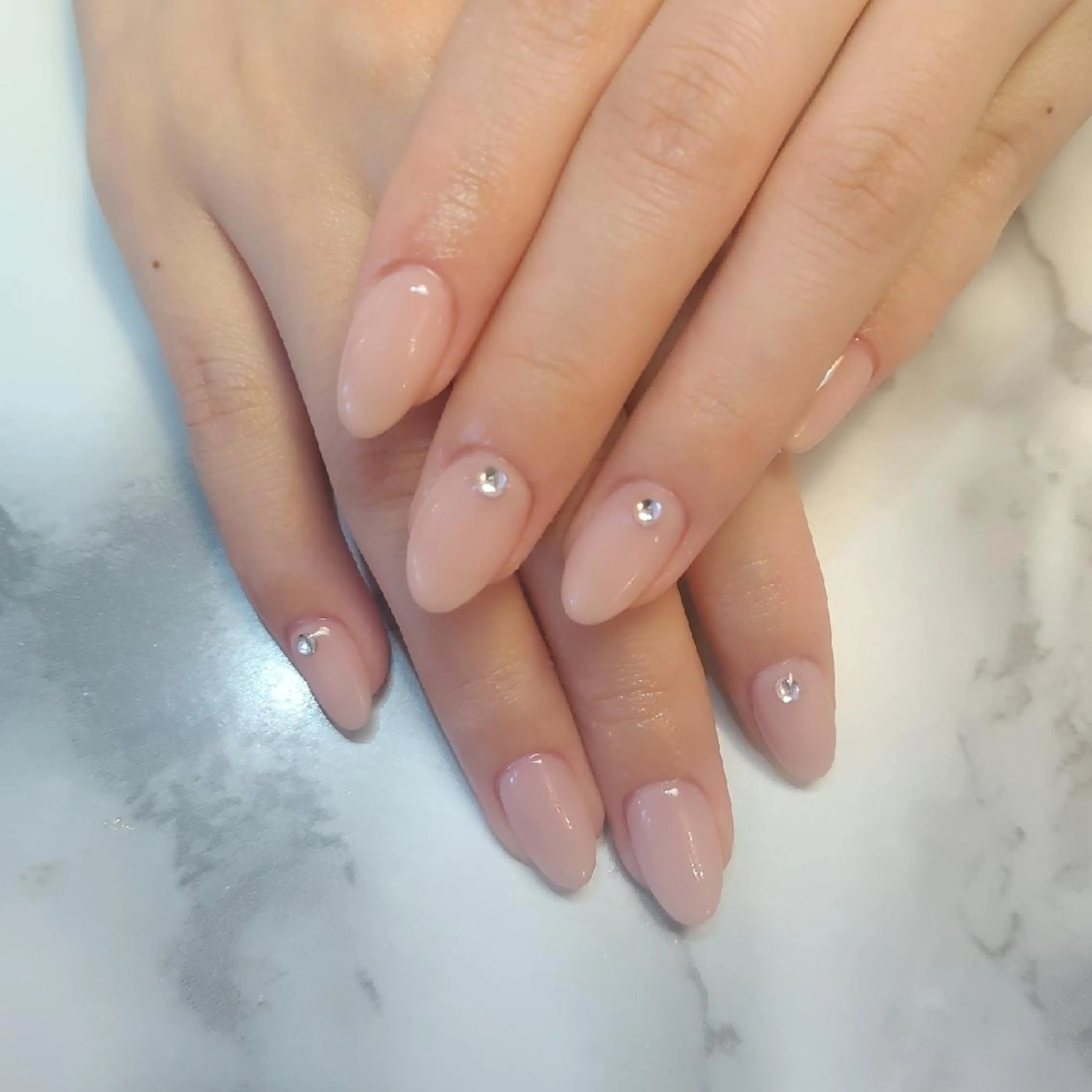 ネイル ワンカラーネイル ジェヌインネイル 河内のネイルデザイン