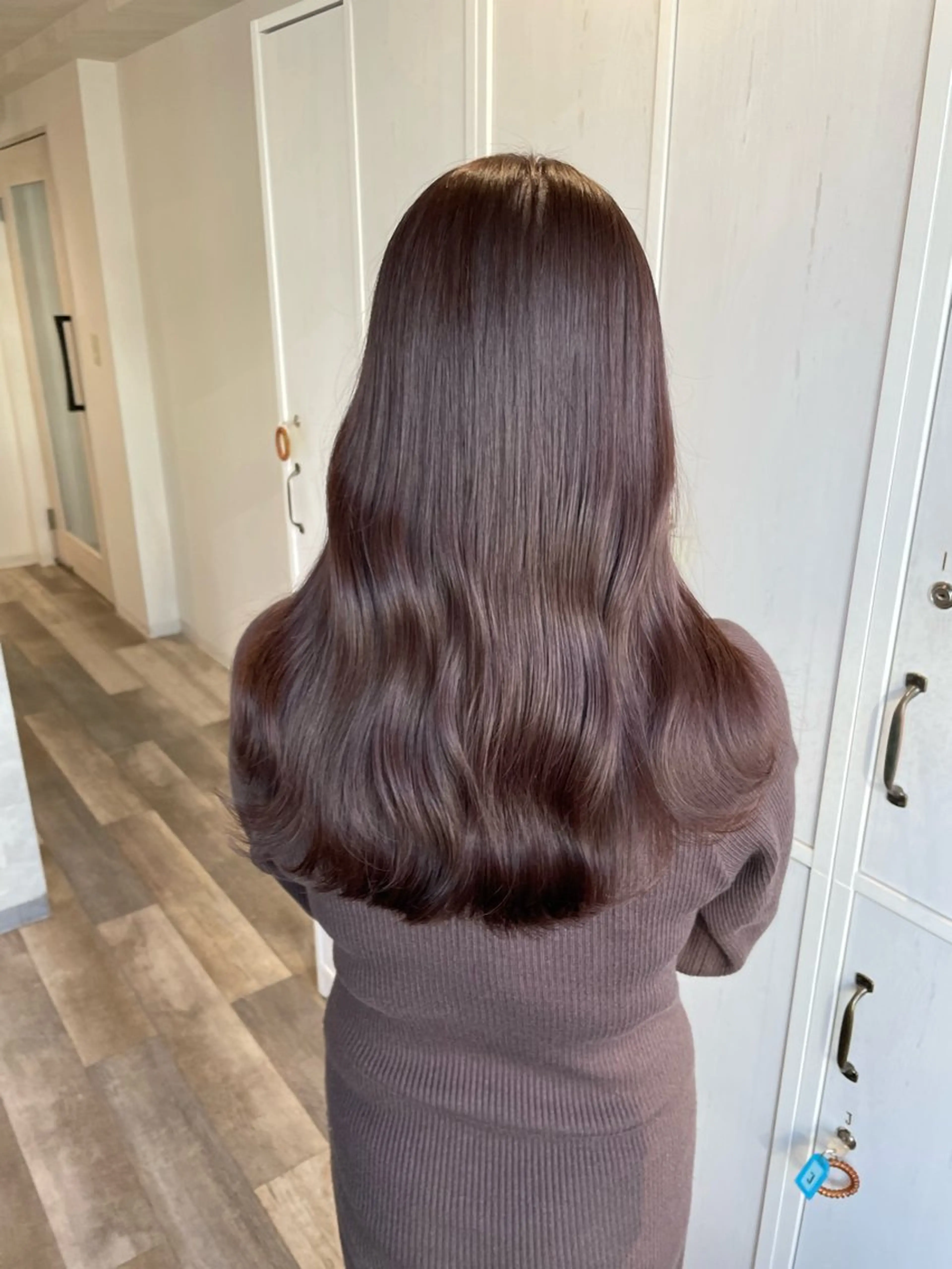 セミロング 宝塚南口徒歩2分 ルイスのヘアスタイル