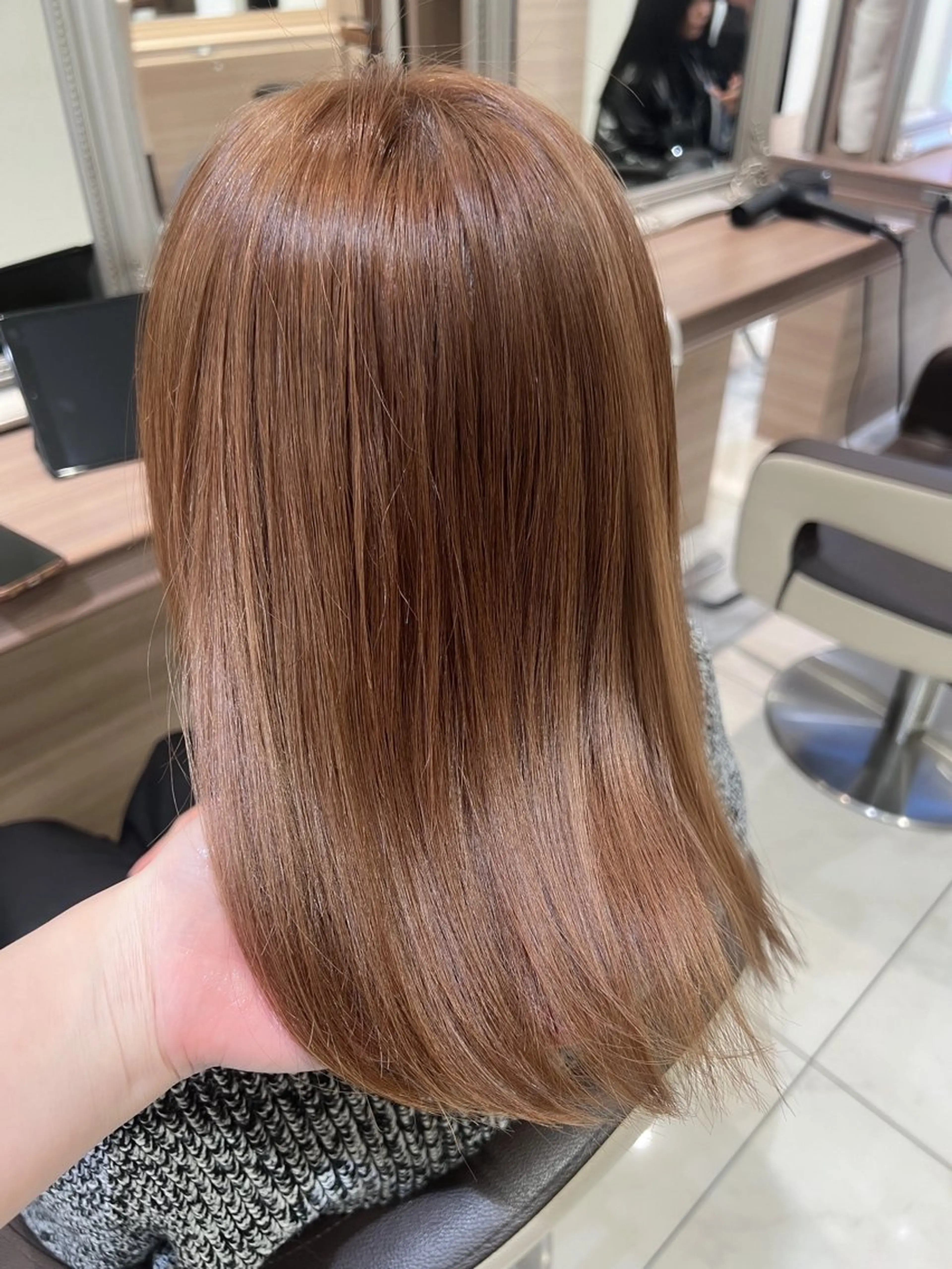 セミロング 🩰似合わせ艶カラー Kirara🐩🎀のヘアスタイル