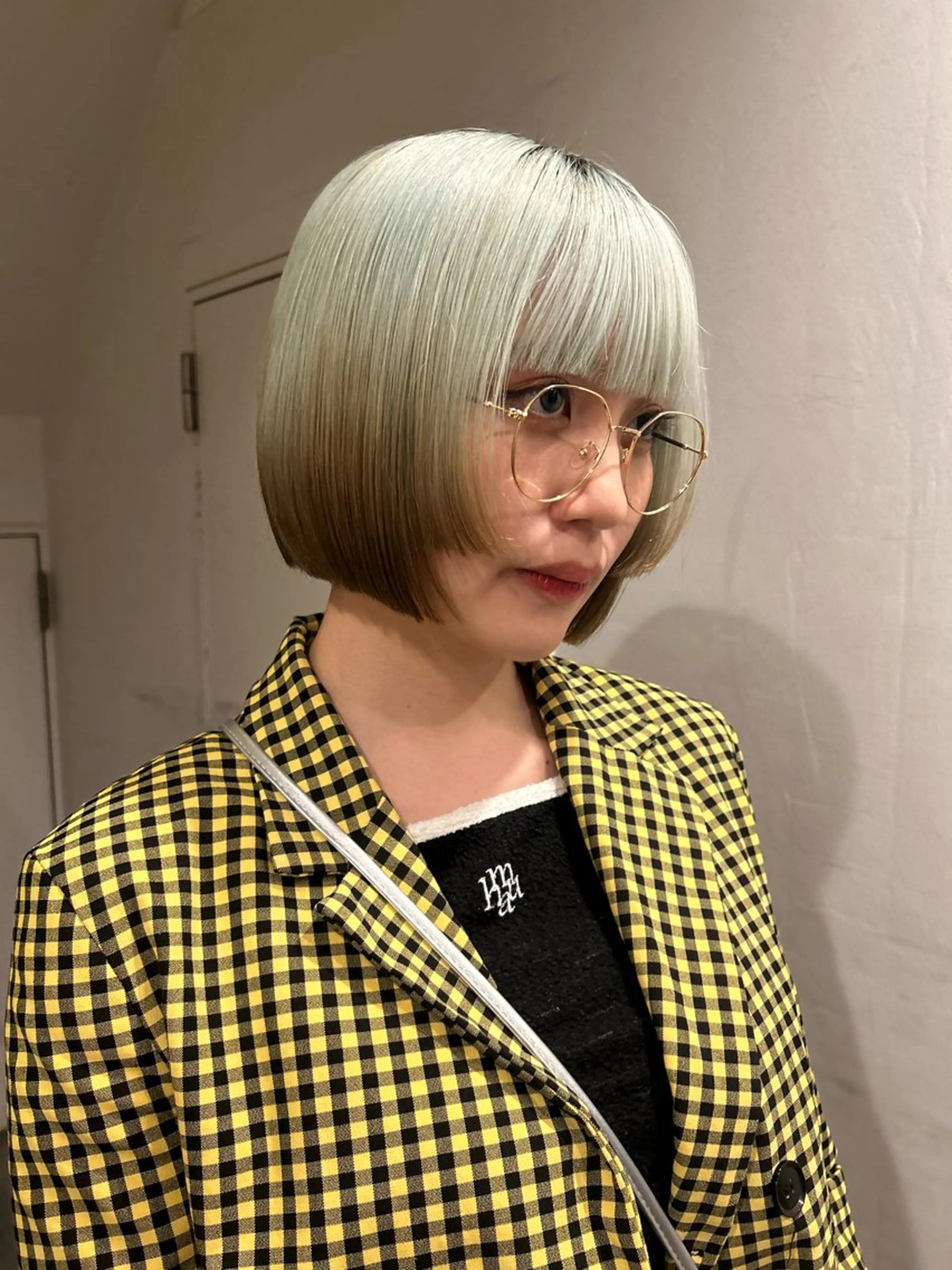 ショート hen所属・心斎橋/レイヤー/ ブリーチ/モエのヘアスタイル