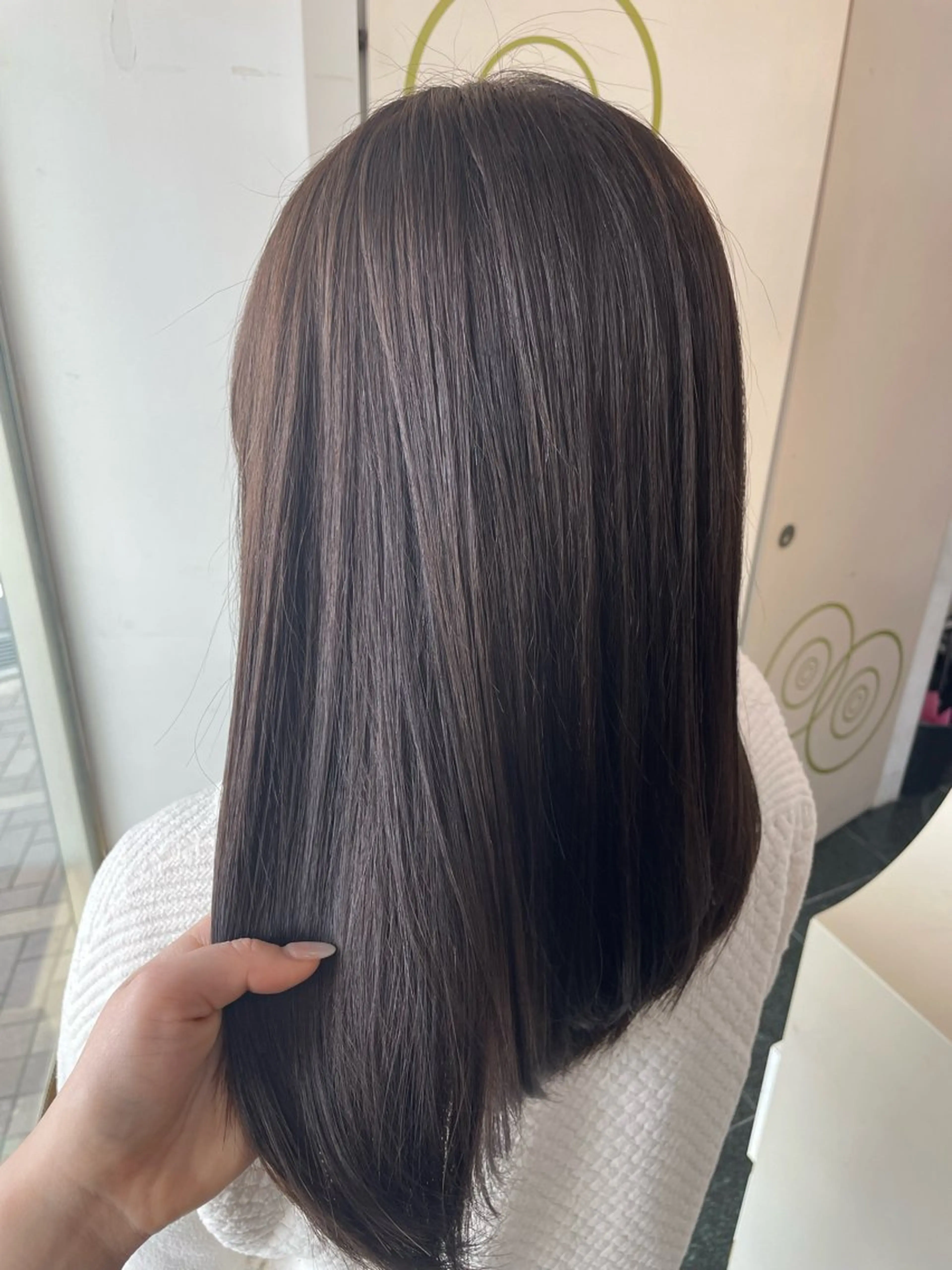 セミロング 艶髪韓国レイヤー 🇰🇷✨小清水✨のヘアスタイル