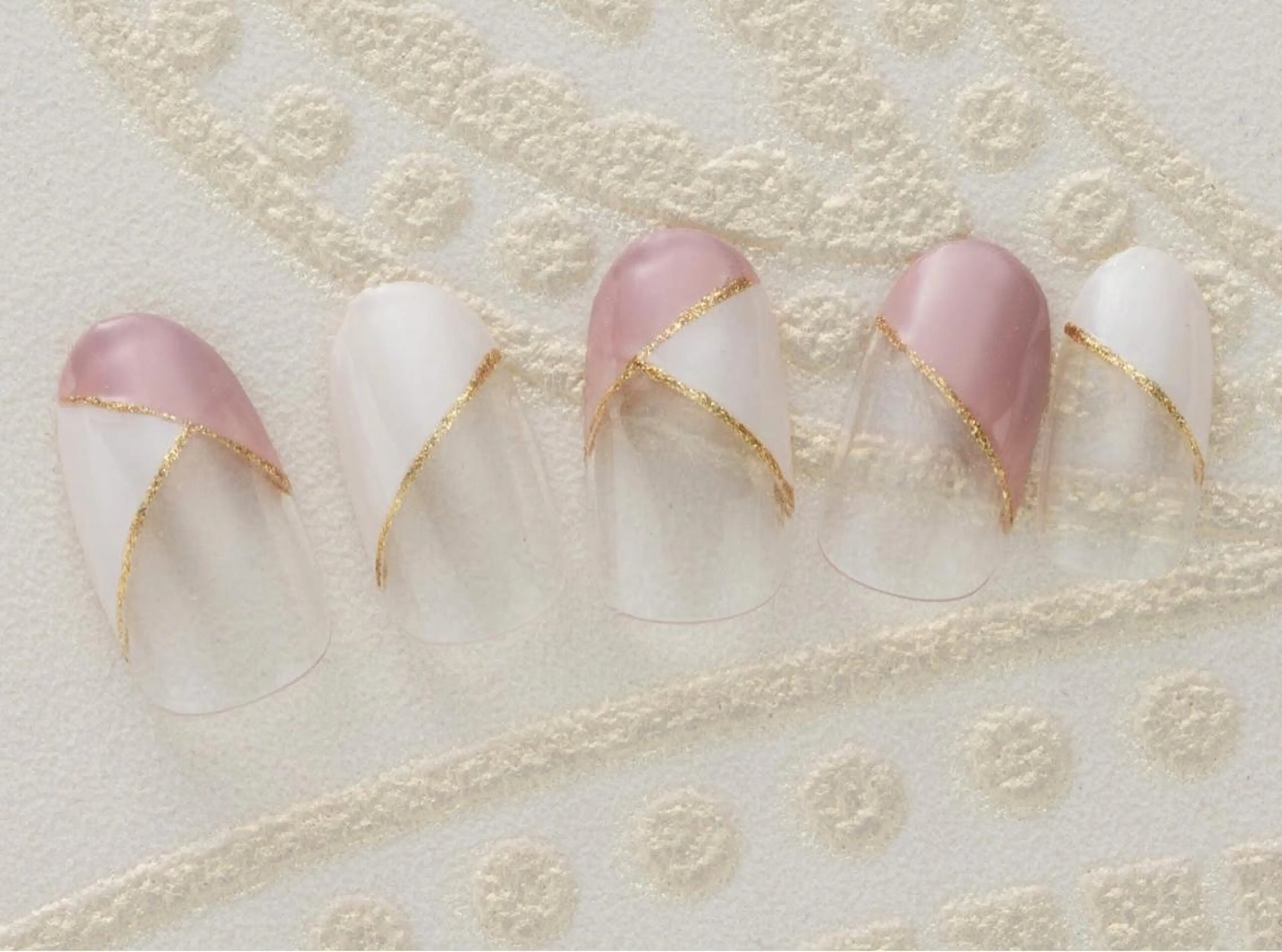 ネイル フレンチネイル シンプルネイル ネイルサロン Alice&Co.のその他イメージ