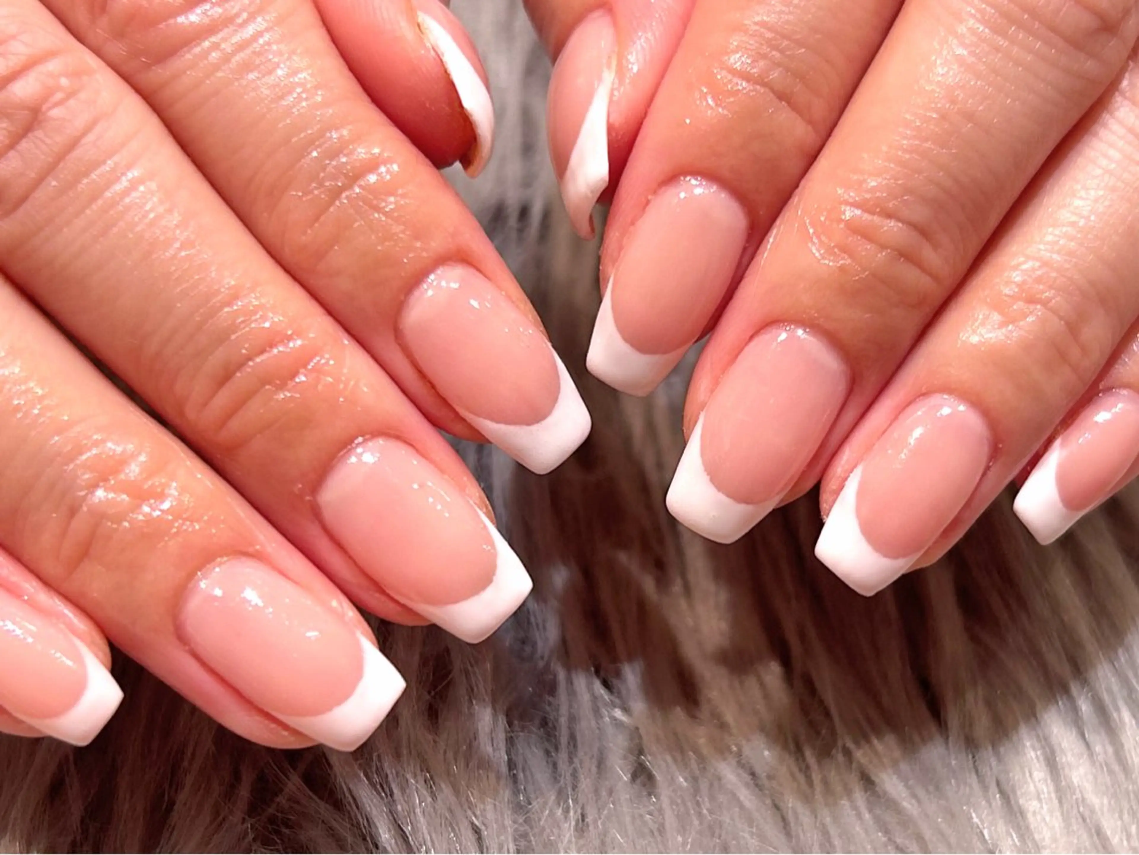 ネイル フレンチネイル ホワイト yuzuka 🍀🖤のネイルデザイン