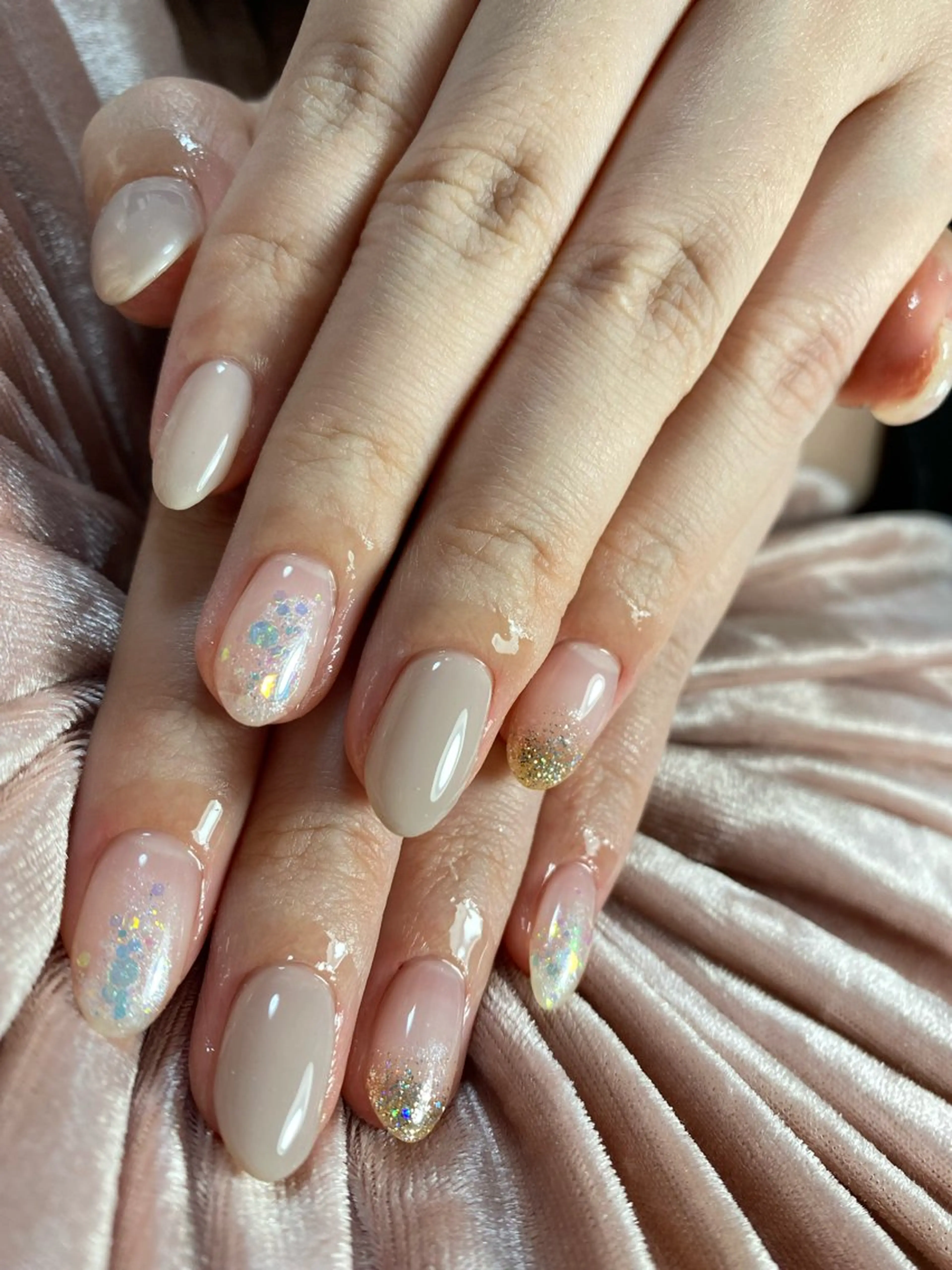 ネイル オーロラネイル ゴールド Esthetic Will所属・will 有希のネイルデザイン