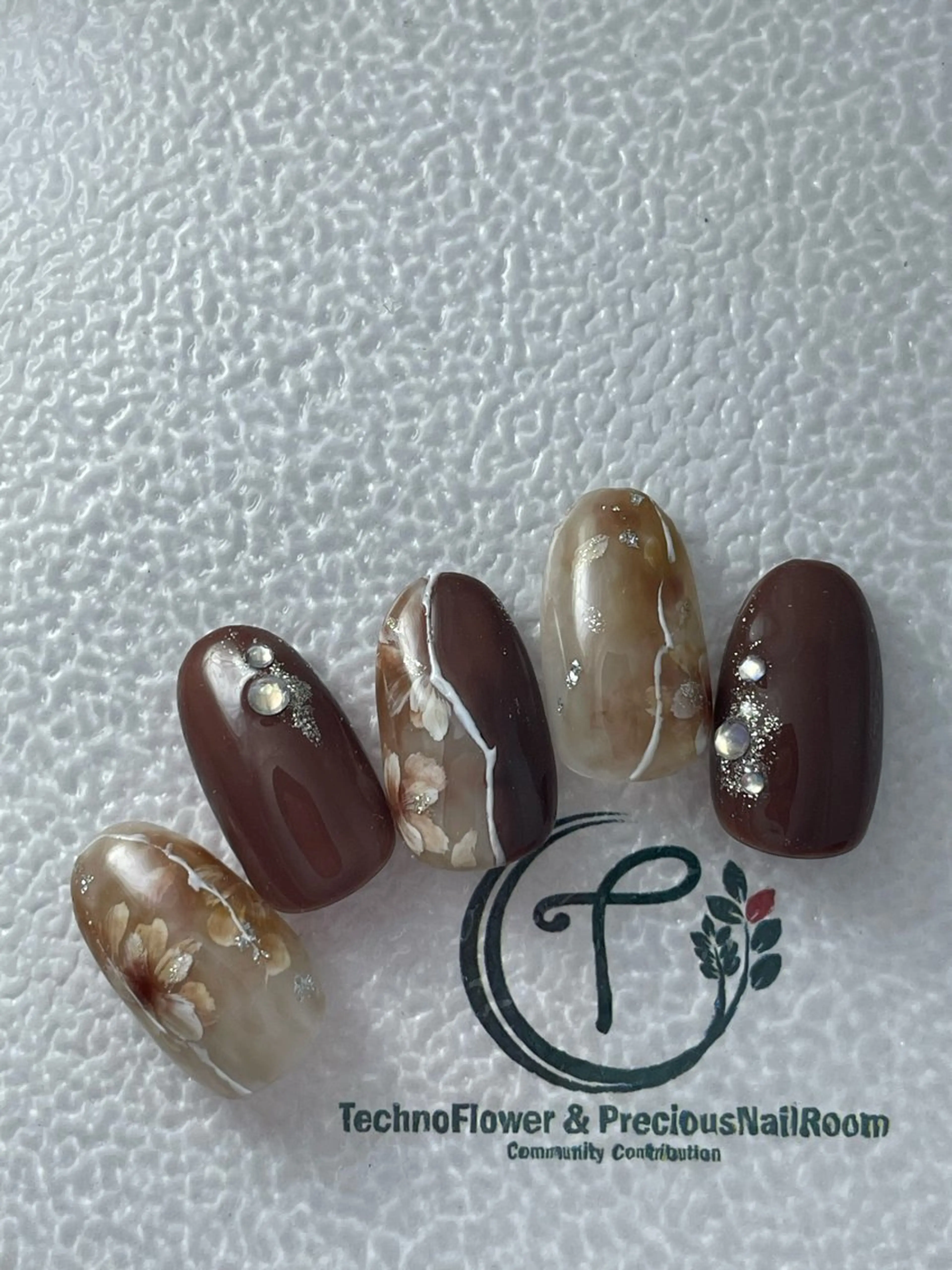 ネイル フラワーネイル precious nail room所属・precious nail  roomのネイルデザイン