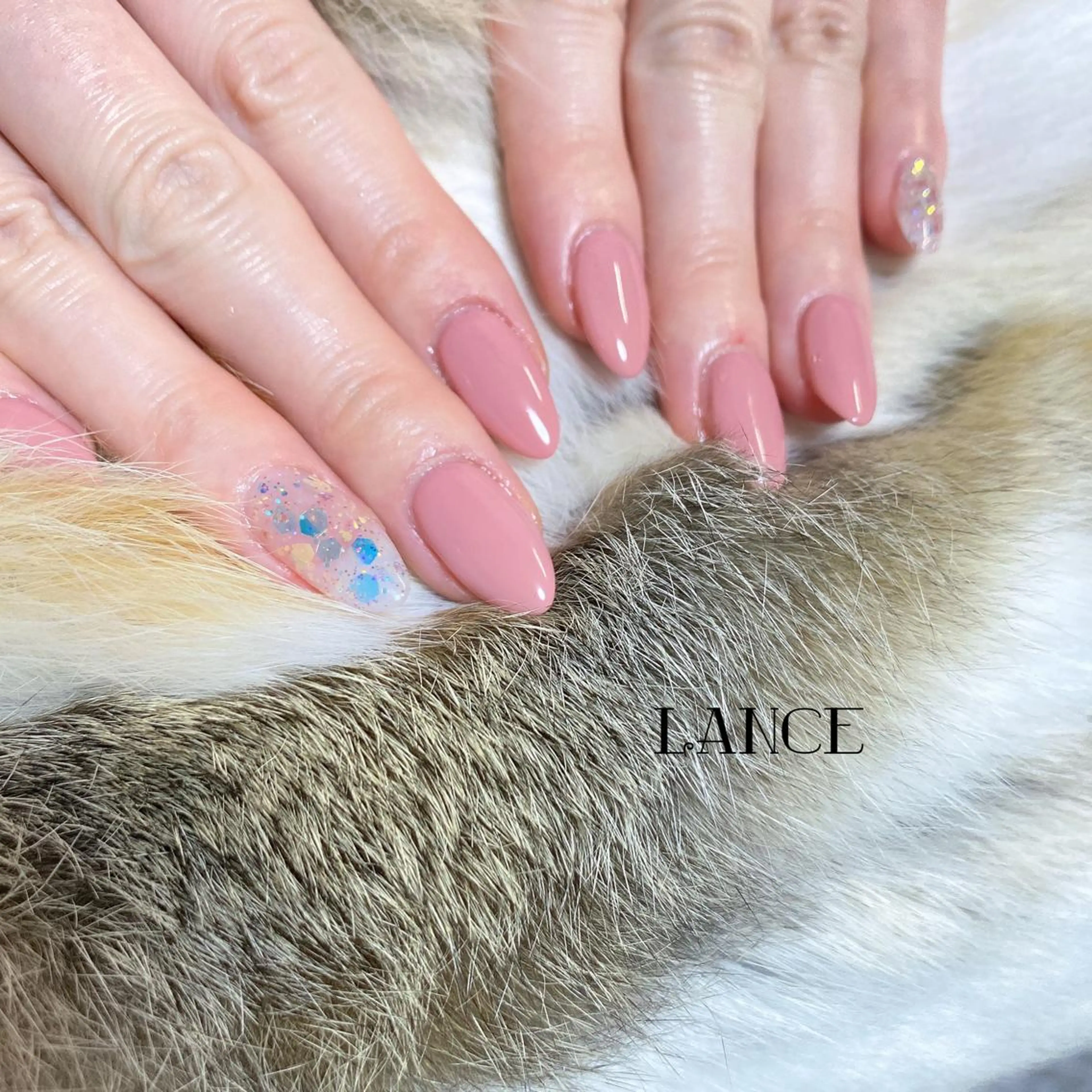 ミディアム ハンドネイル Lance nailのネイルデザイン