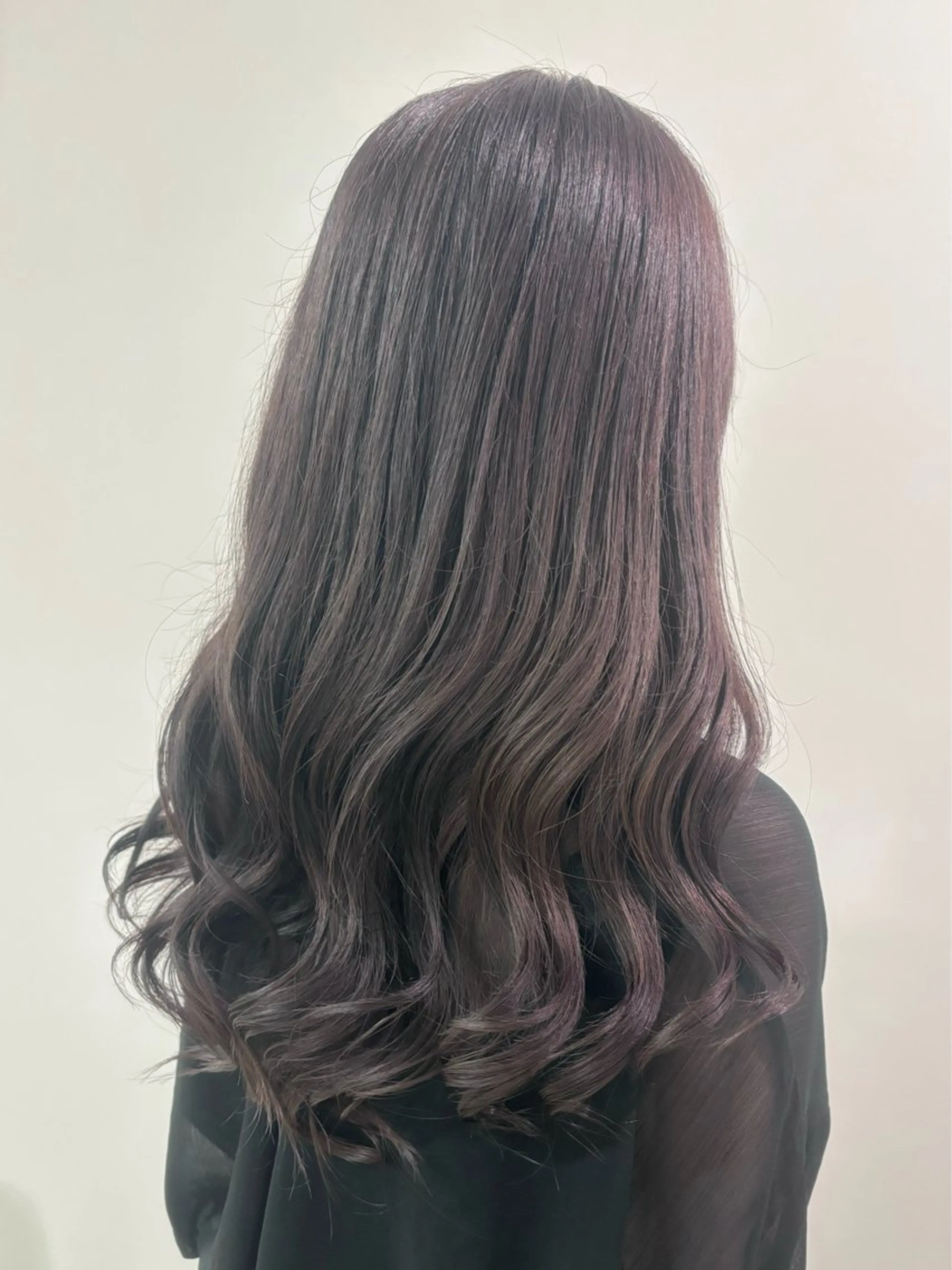 ロング カラー 古川 琴美のヘアスタイル