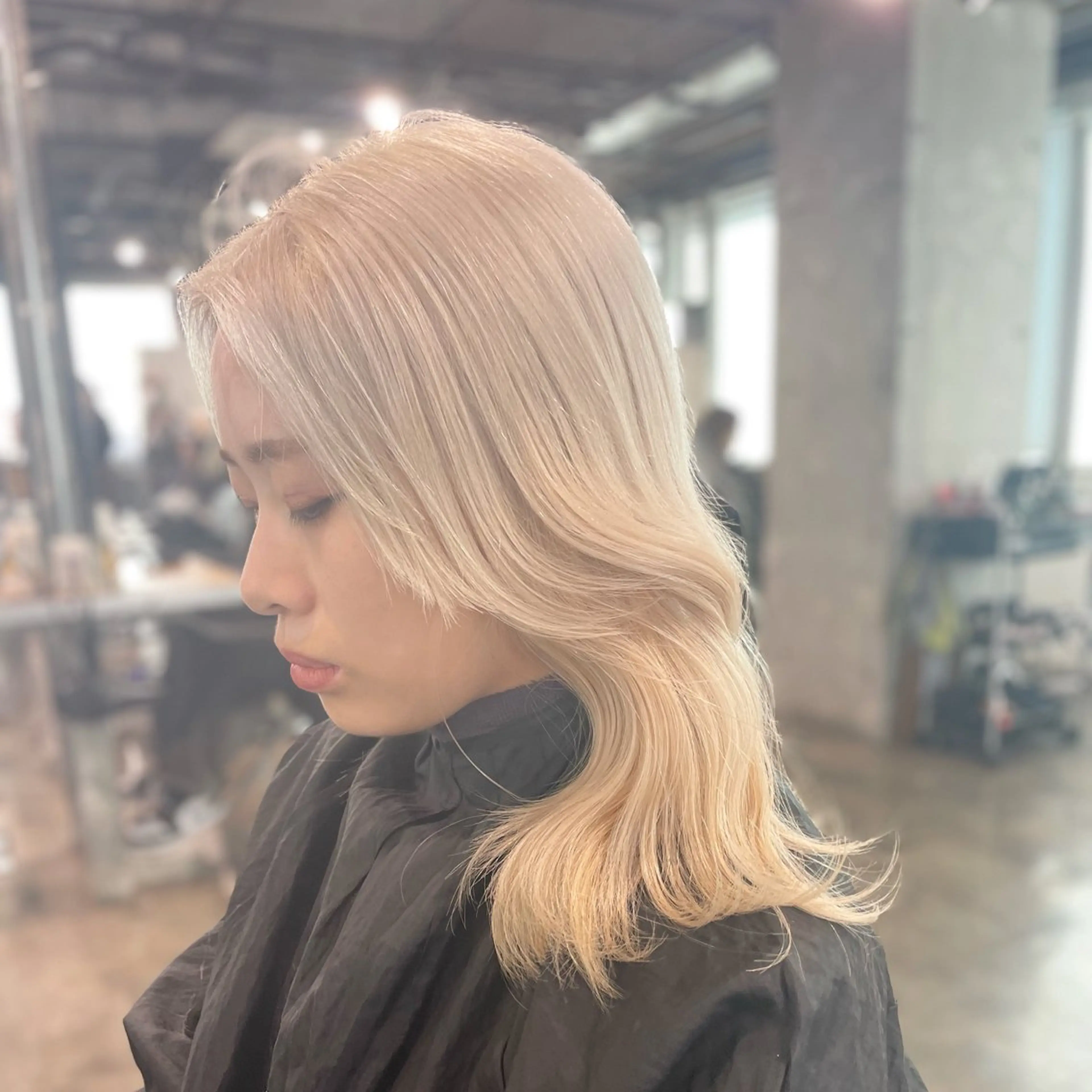 ミディアム カラー 艶髪/透明感🪽 DISCO🪽のヘアスタイル