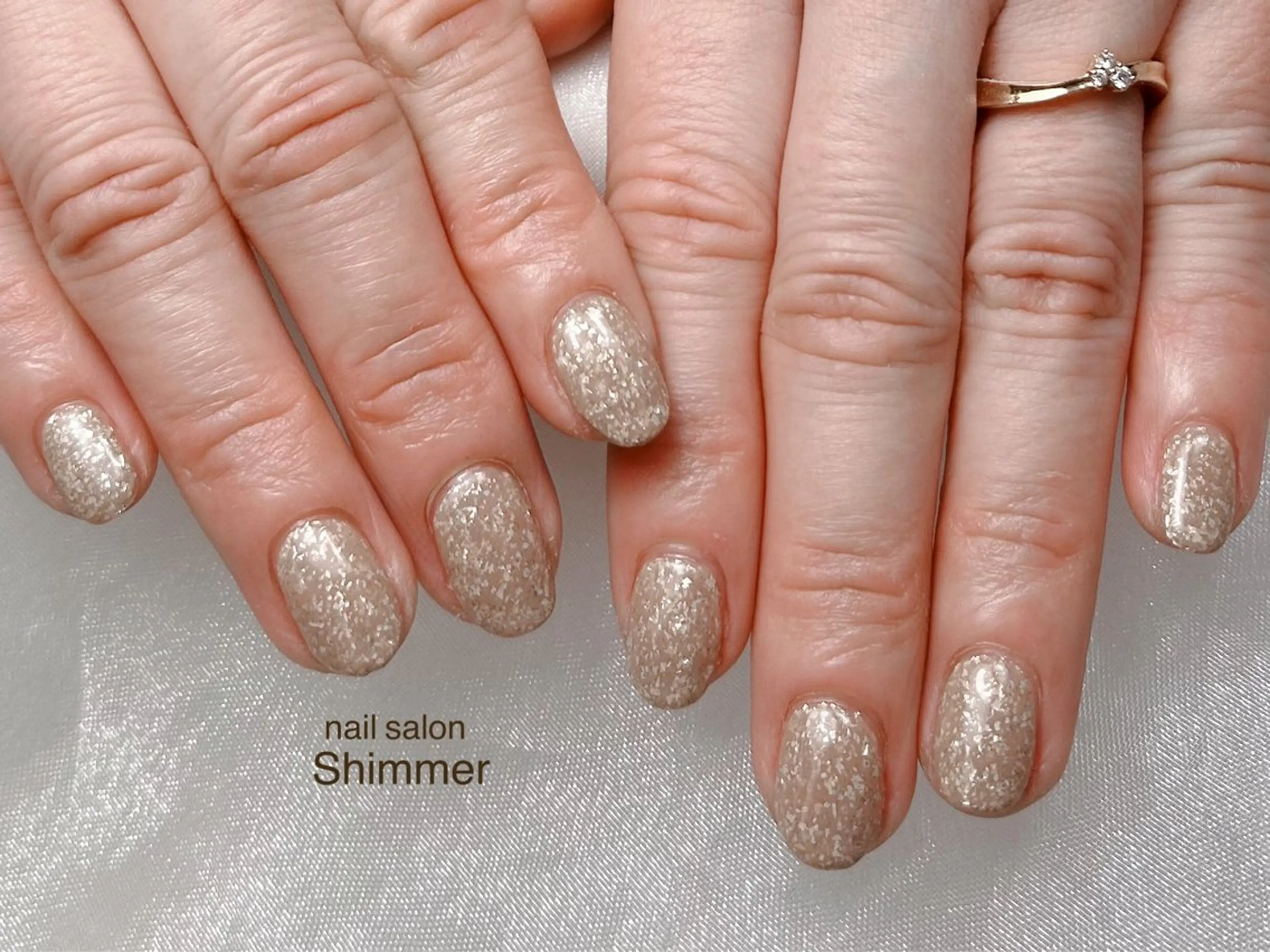 ネイル Shimmer Risaのネイルデザイン