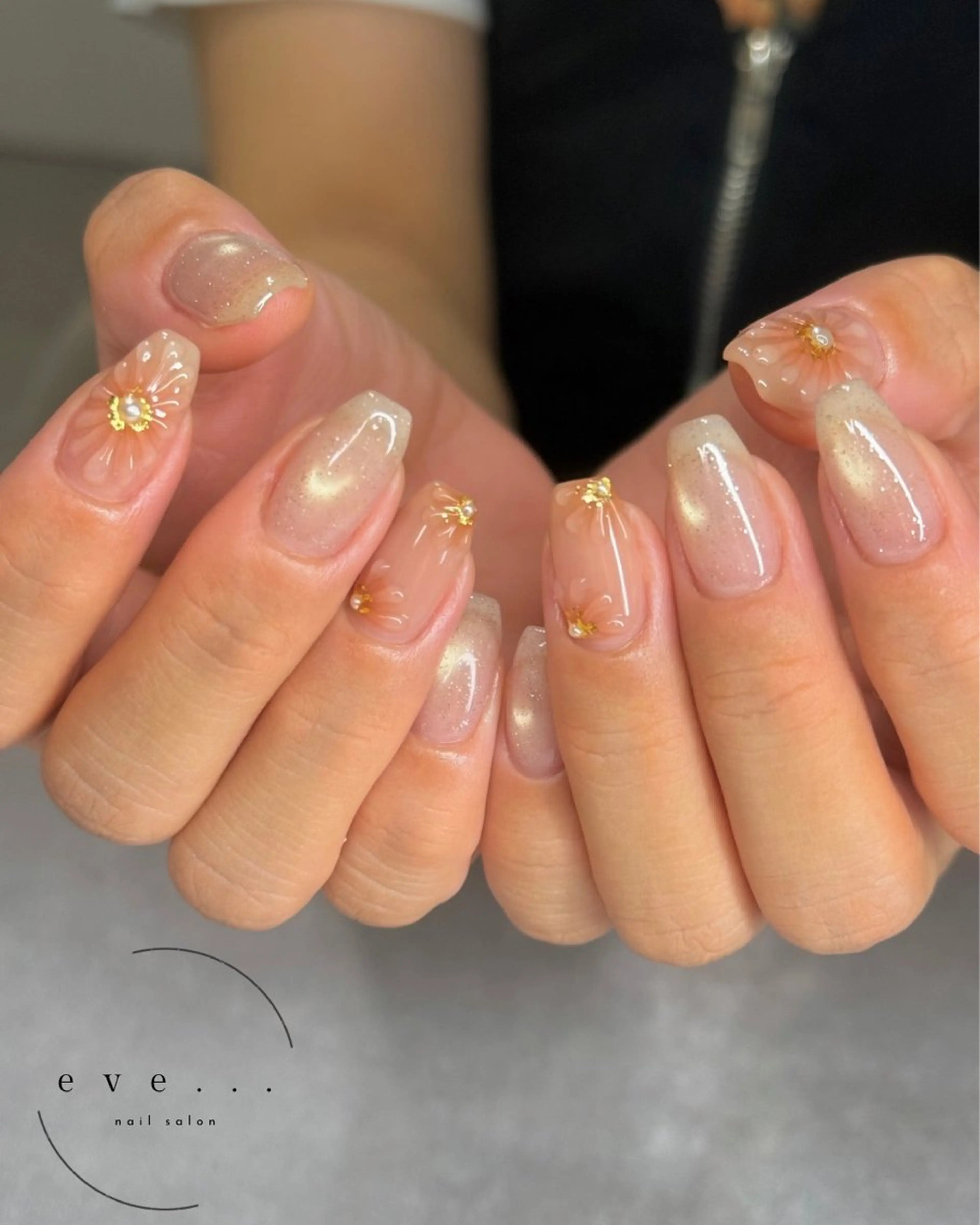 ネイル フラワーネイル ぷっくりネイル ハンドネイル nail salon eve...のネイルデザイン