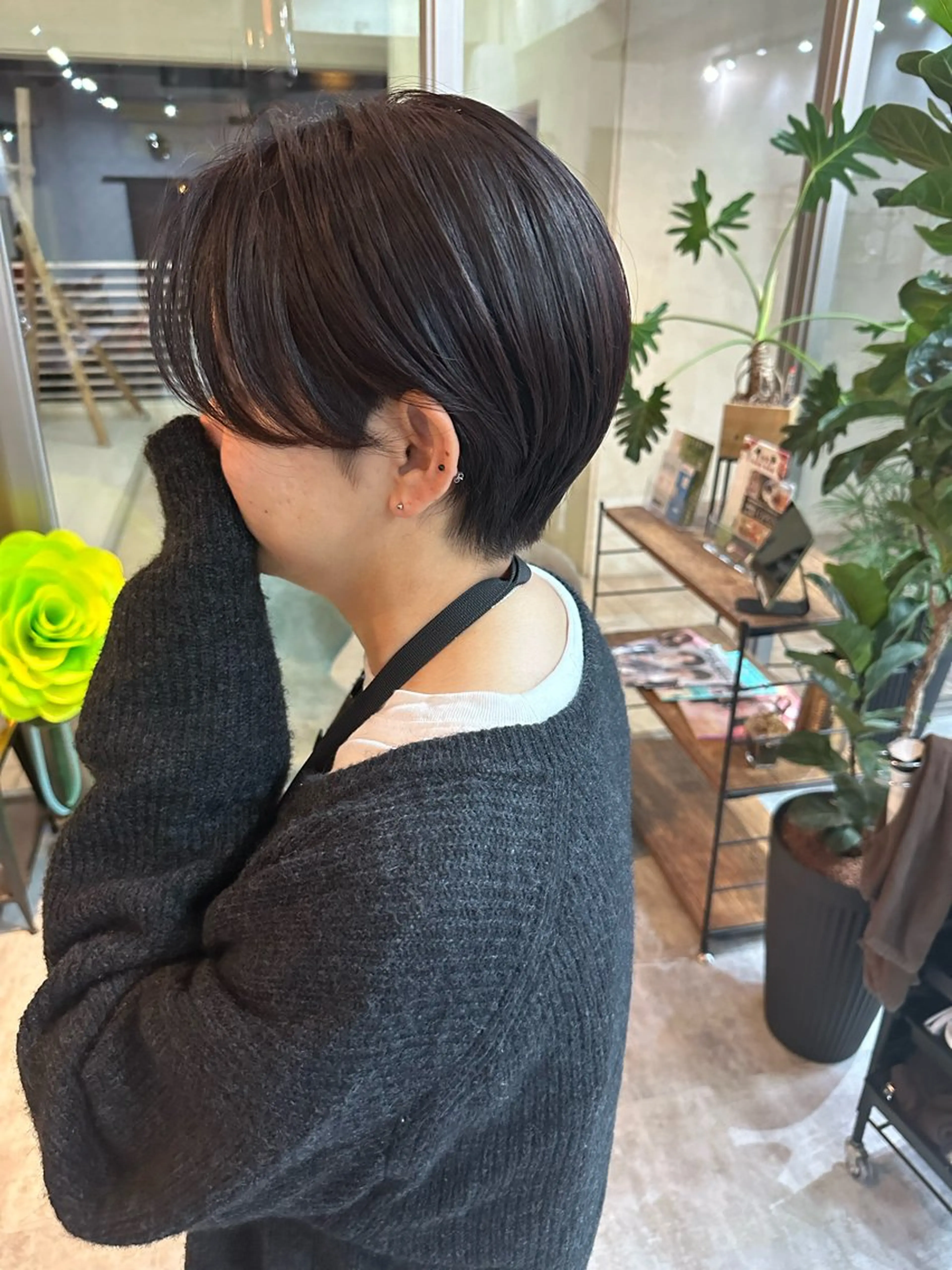 ショート 切りっぱなしボブ ショートボブ ハンサムショート 丸みショート ボブ カット ヘアカラー トリートメント C’LD hair  produce /シールドヘア所属・モテ髪/ボブ/ショー ト/アダチフウトのヘアスタイル