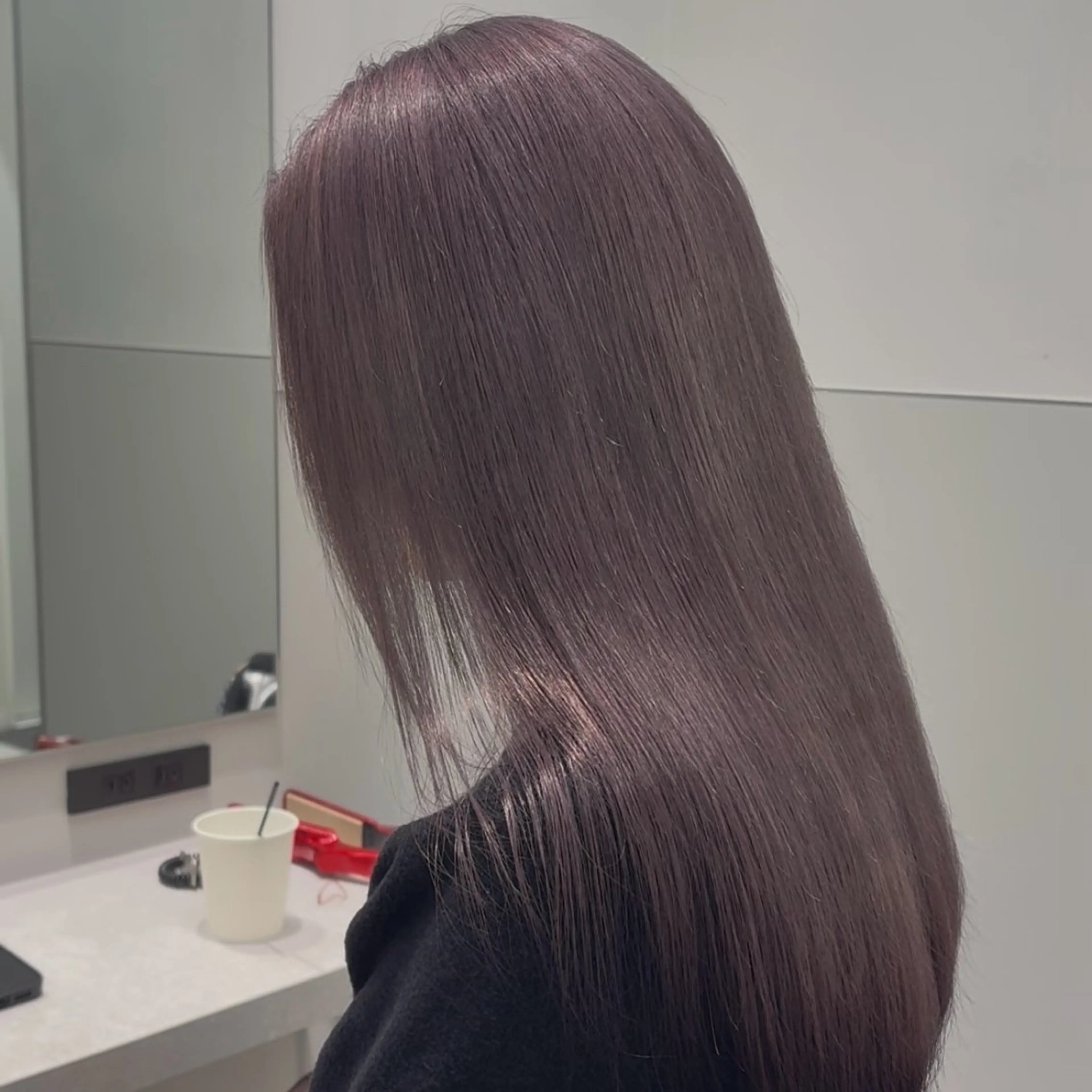 ミディアム カラー ヘアカラー サロウィン(SALOWIN)原宿iori店所属・れい🫧 ハイトーン特化のヘアスタイル