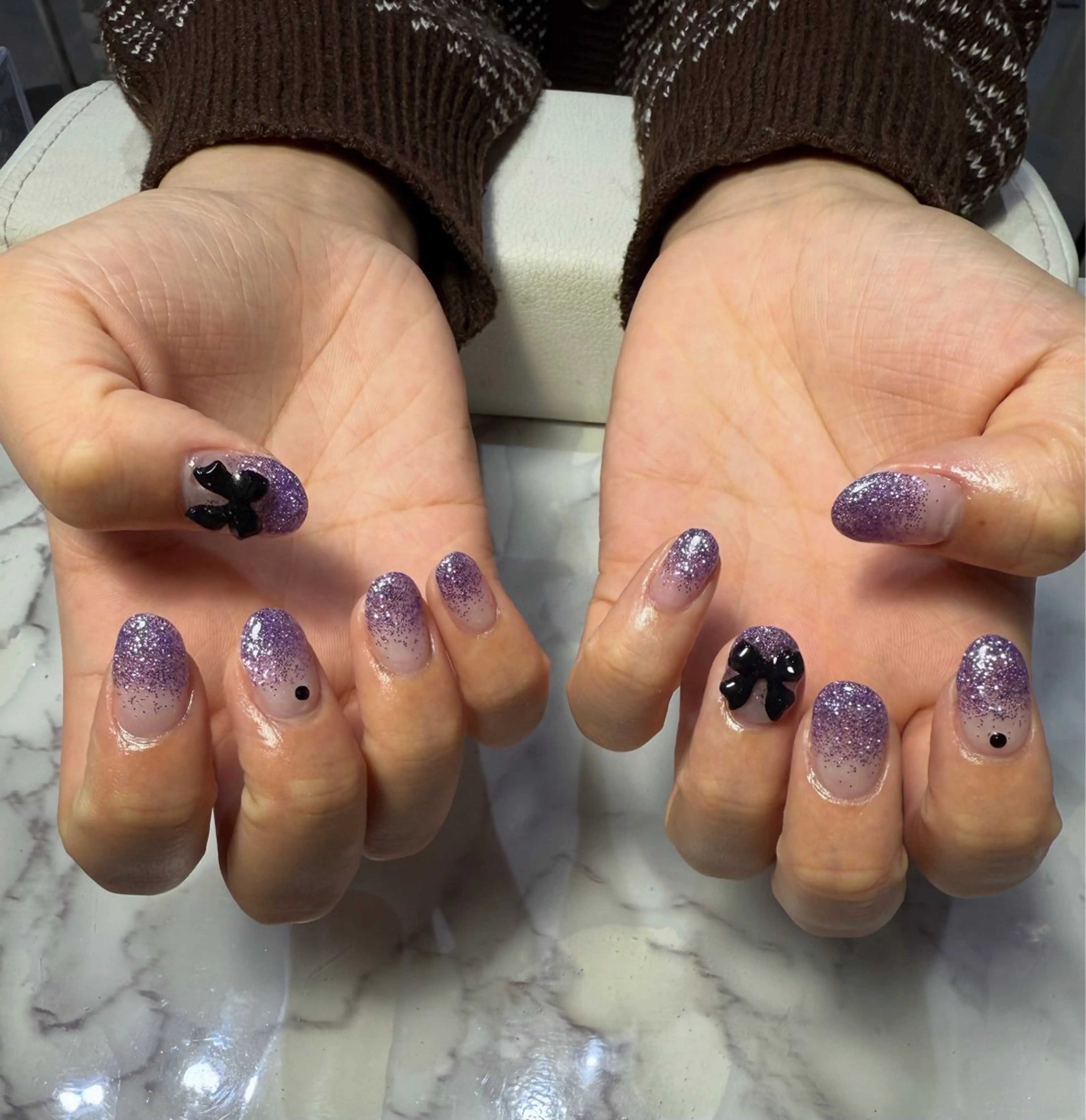 ネイル ラメ(グリッター) ラメグラデーション リボン ハンドネイル tumake🩷 Aliceのネイルデザイン