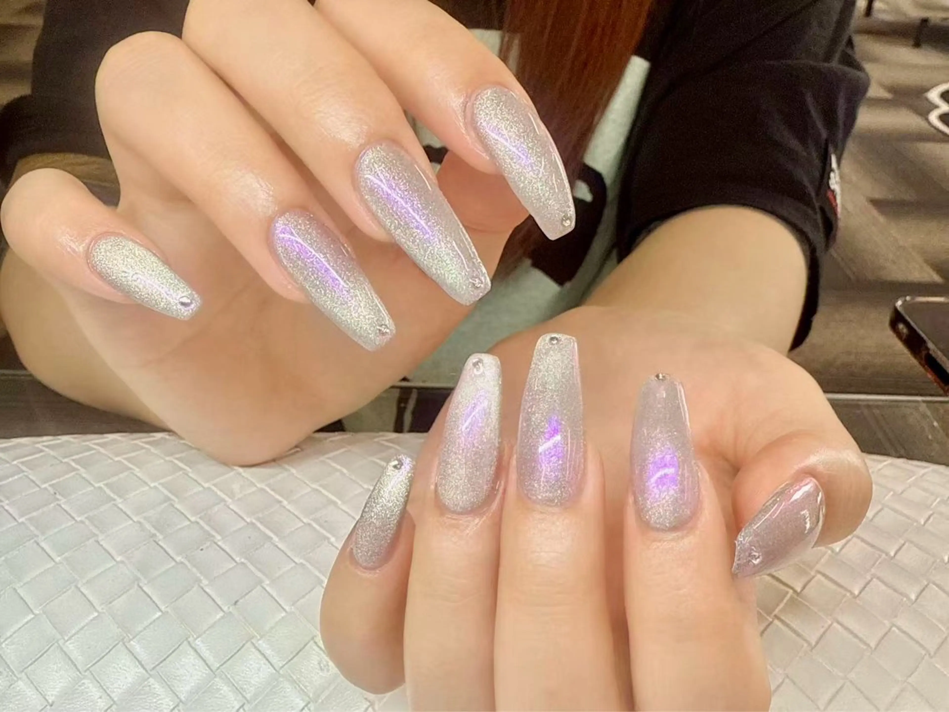 ネイル ミラーネイル ハンドネイル NYネイルサロン　千葉中央店所属・NYネイルサロン 千葉中央店のネイルデザイン