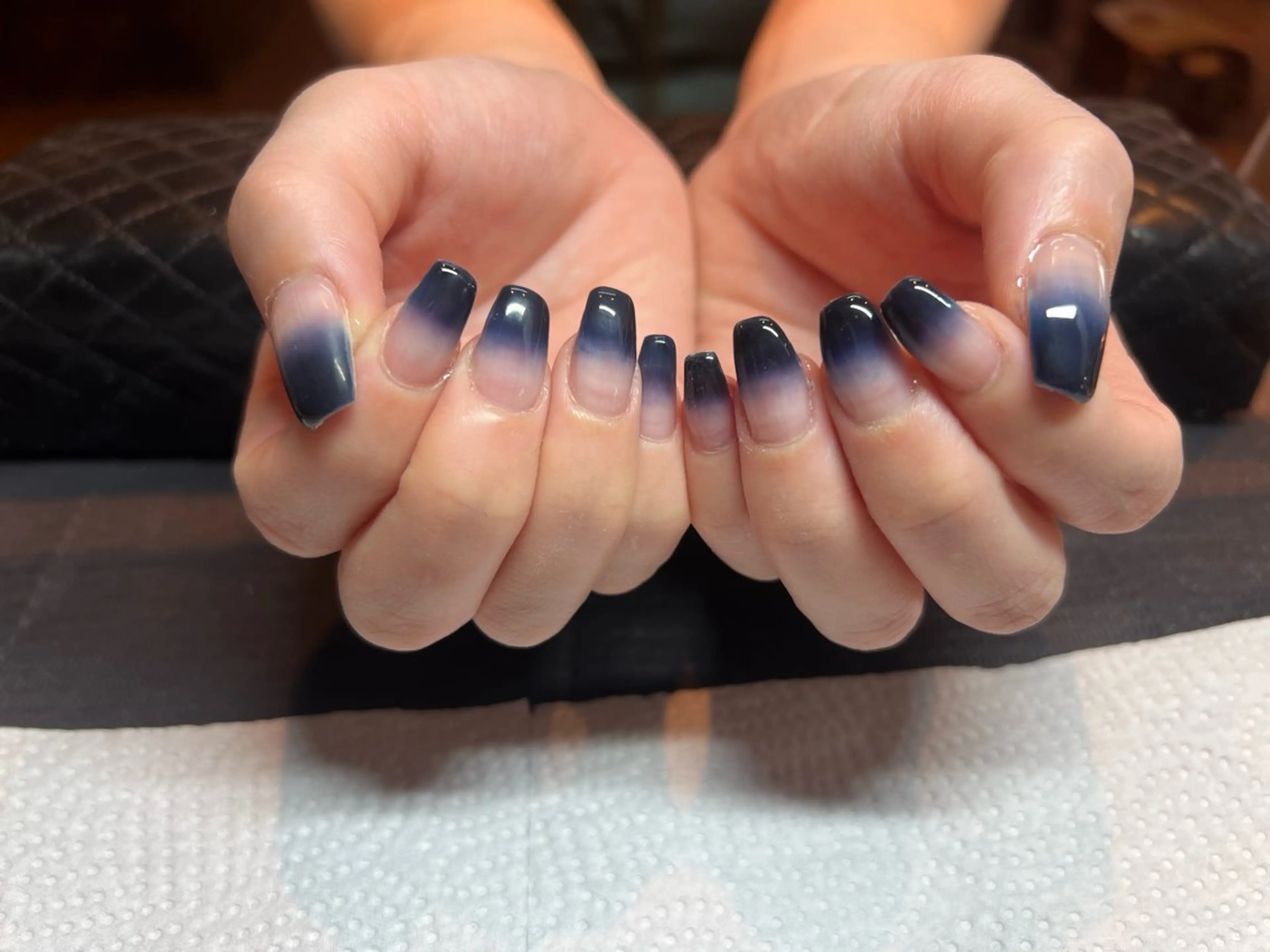 ネイル グラデーション nail salon Luxury 梅田店所属・太田 侑里のネイルデザイン