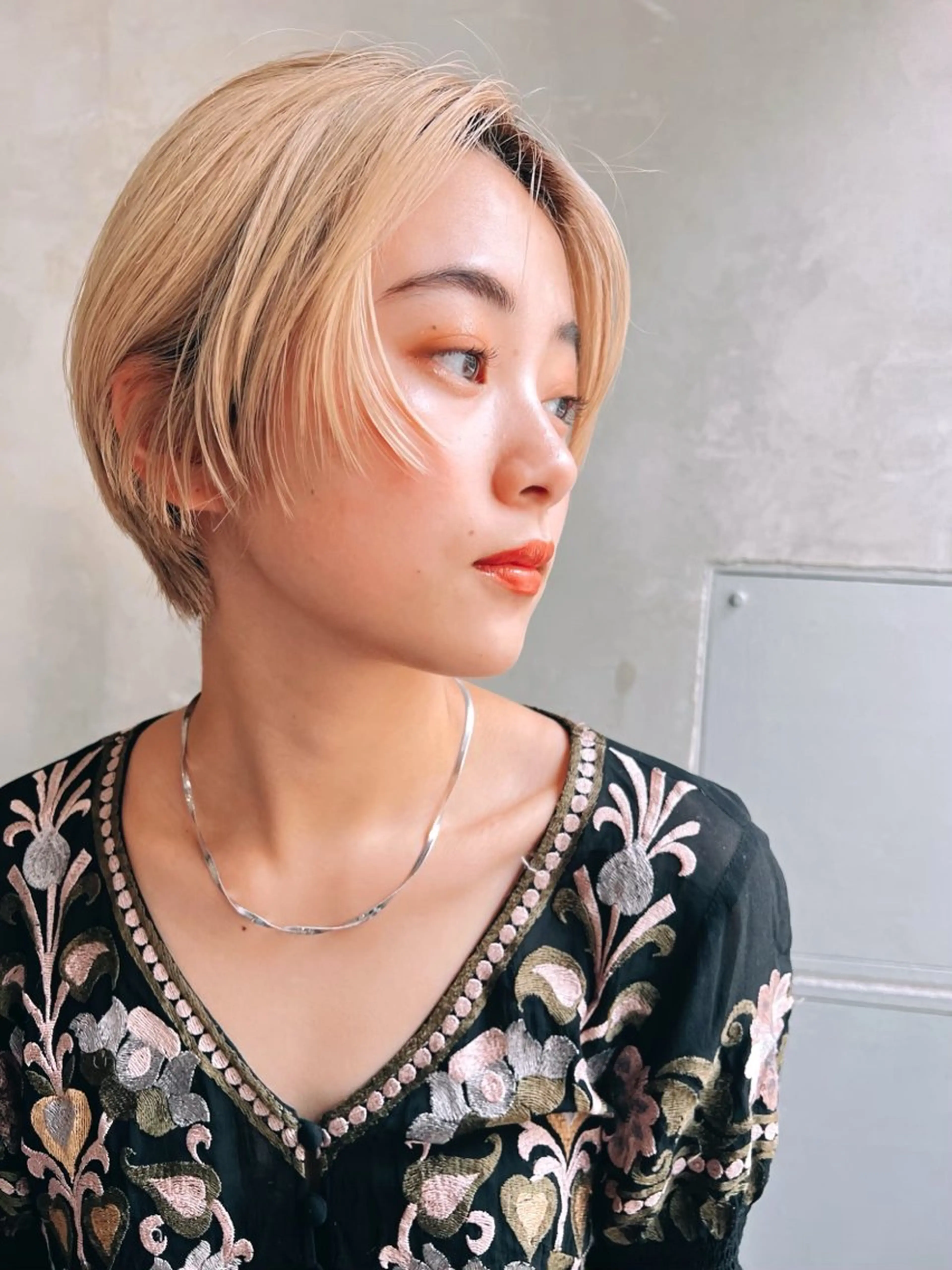 ショート カラー ブリーチ ブリーチなしカラー ショートヘア ✨🩷似合わせ🩷✨ 前川のヘアスタイル