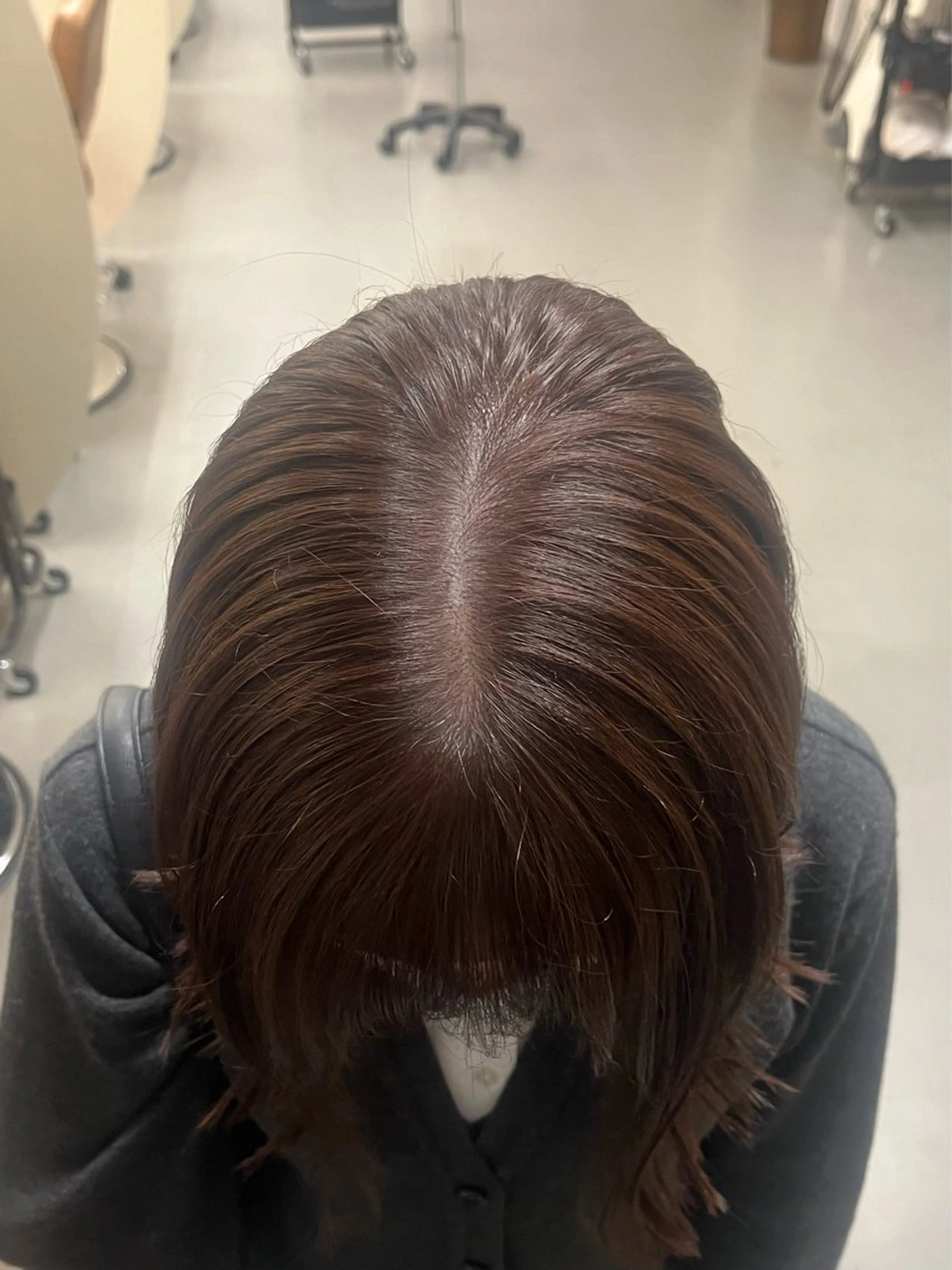 カラー 新美 あかねのヘアスタイル